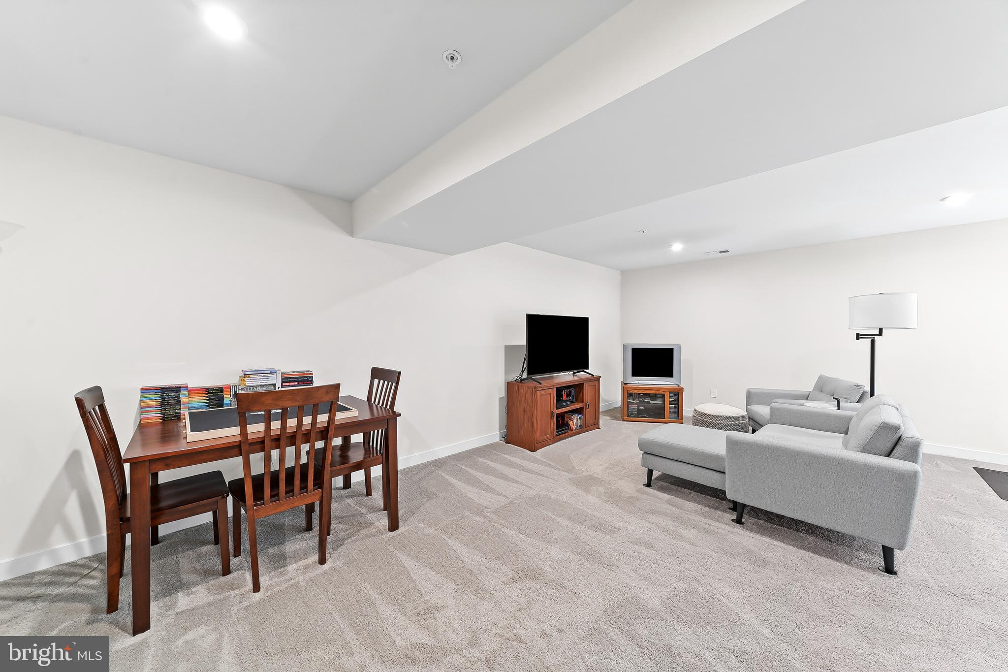 LONGWOOD PRESERVE - Residential