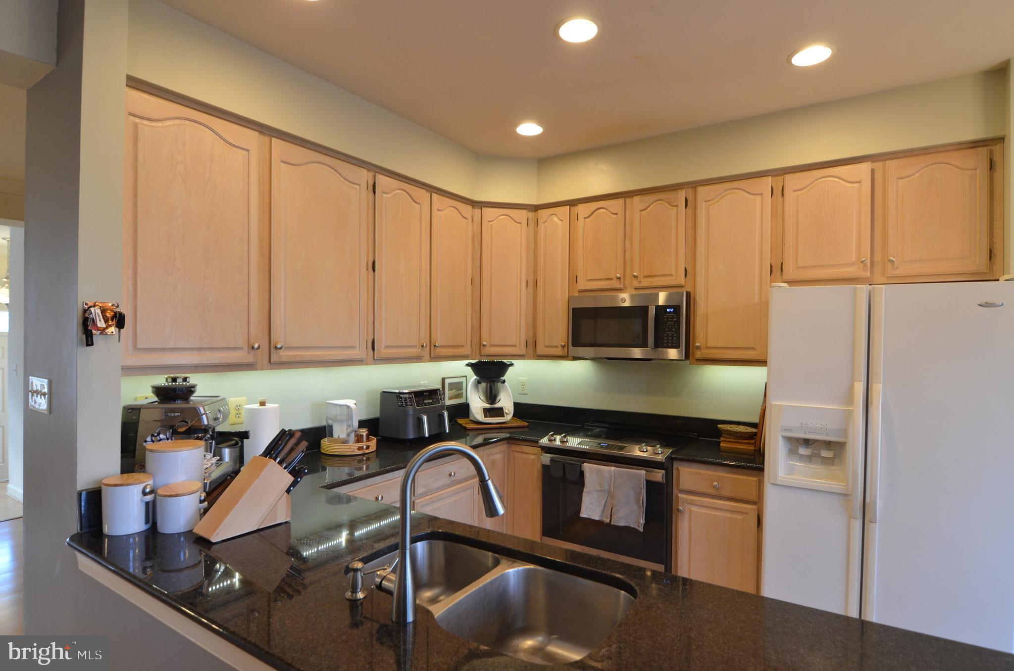 TYSONS TERRACE - Residential Lease