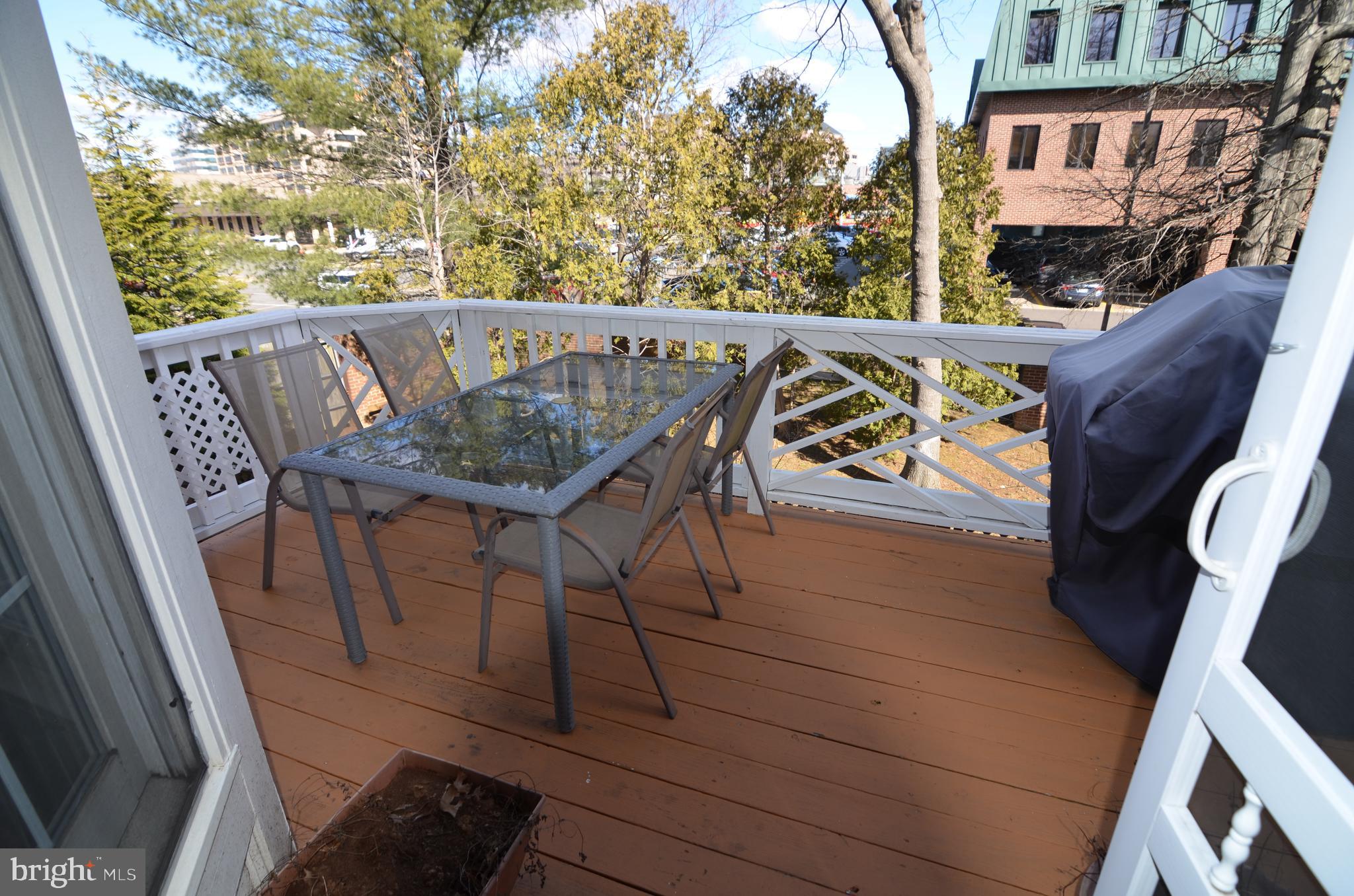 TYSONS TERRACE - Residential Lease