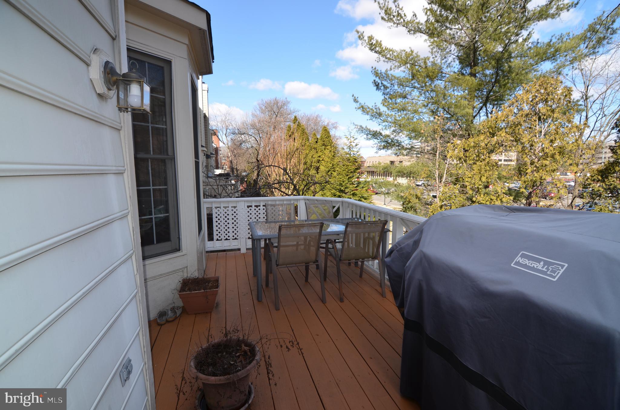 TYSONS TERRACE - Residential Lease