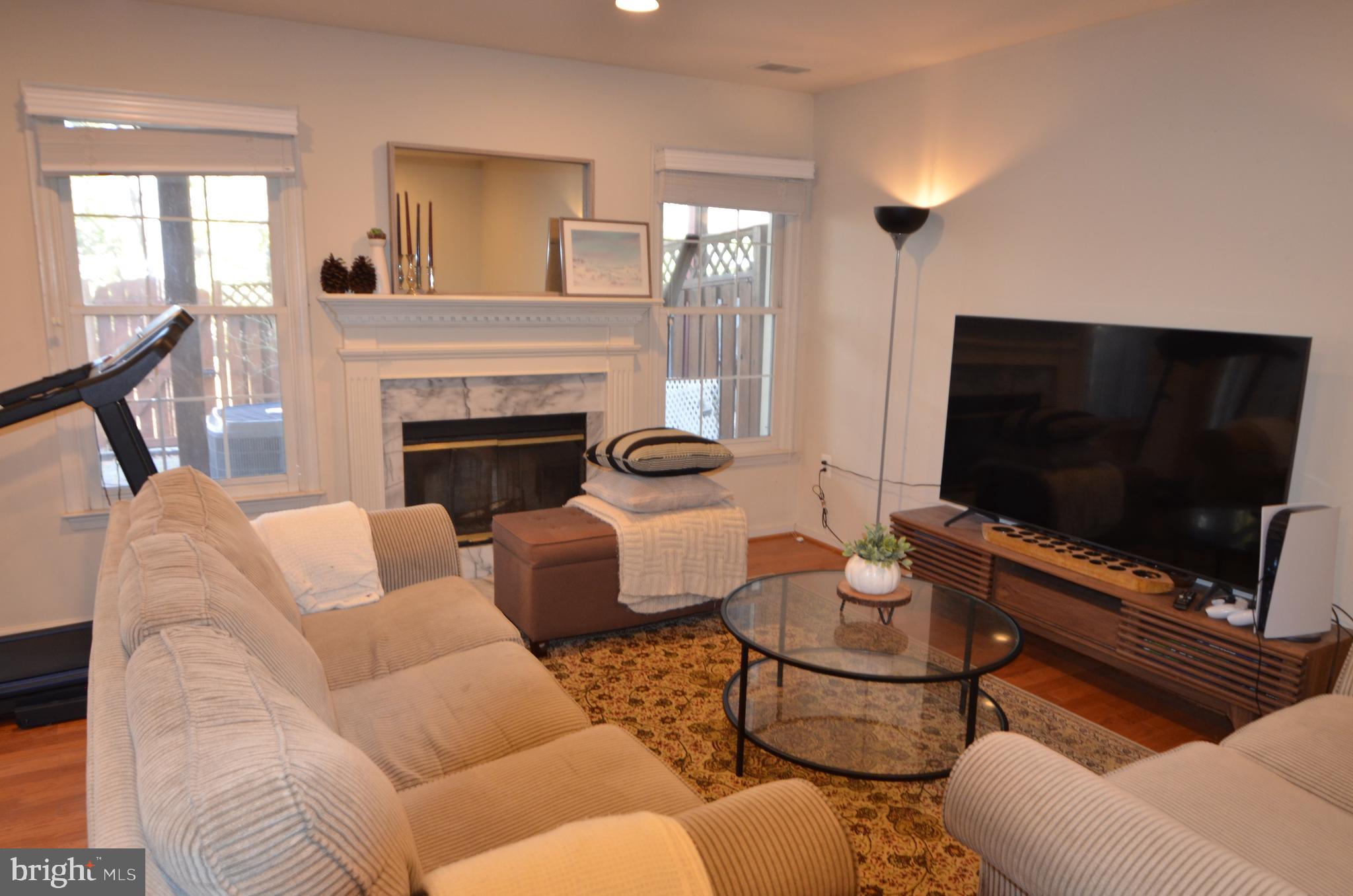 TYSONS TERRACE - Residential Lease