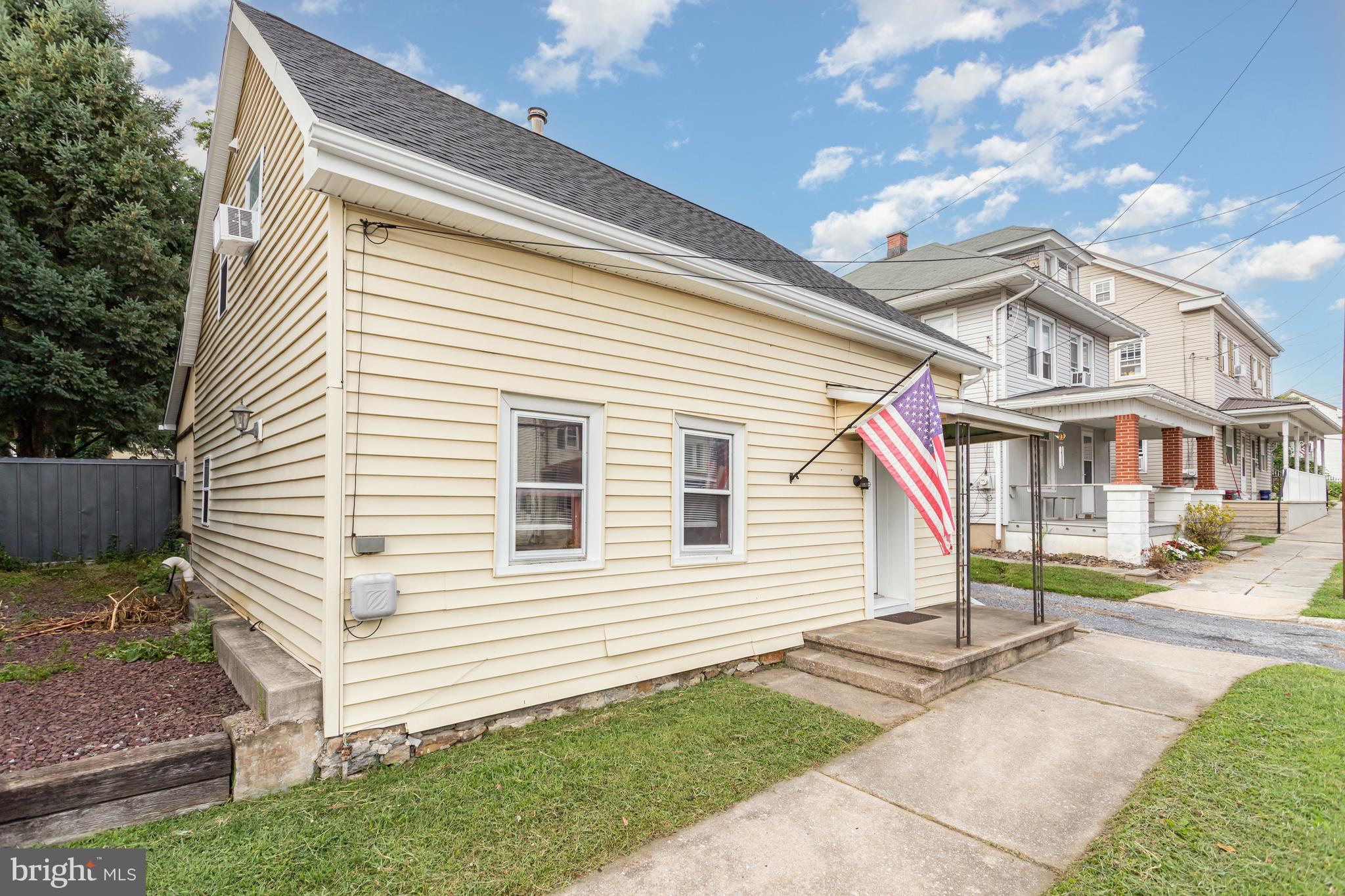 43 E MAIN STREET