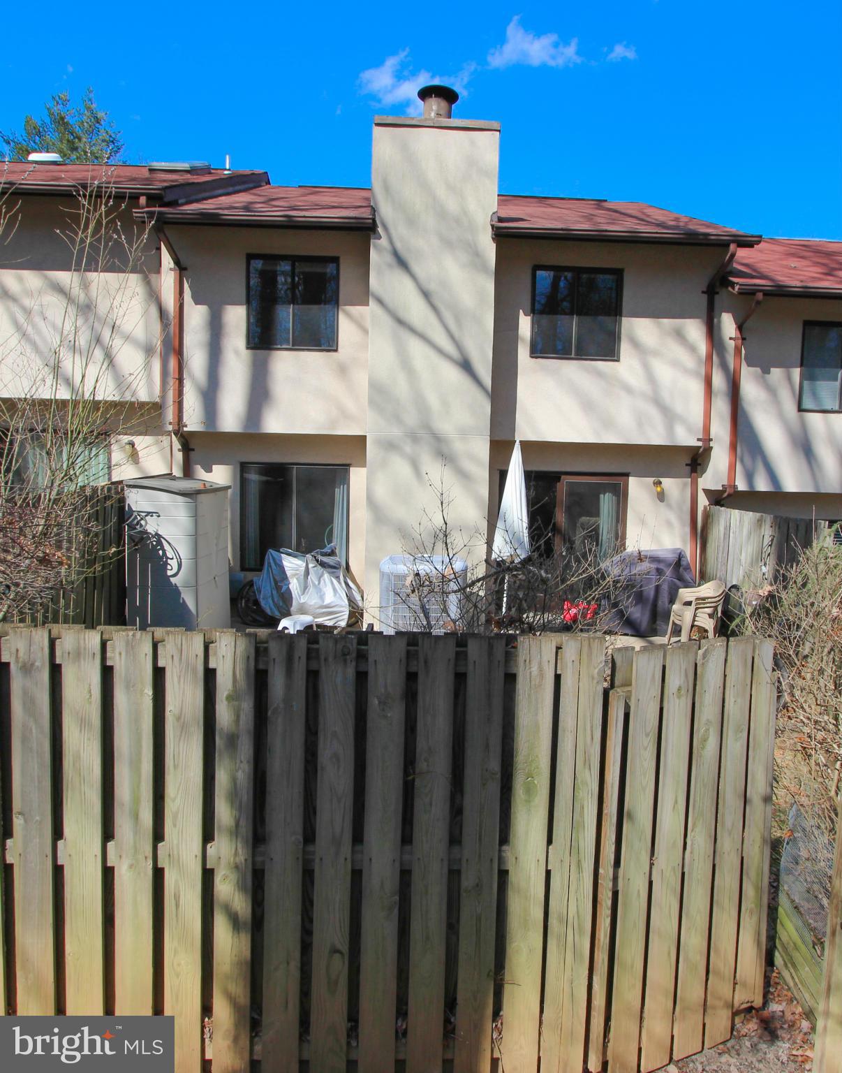 RESTON - Residential