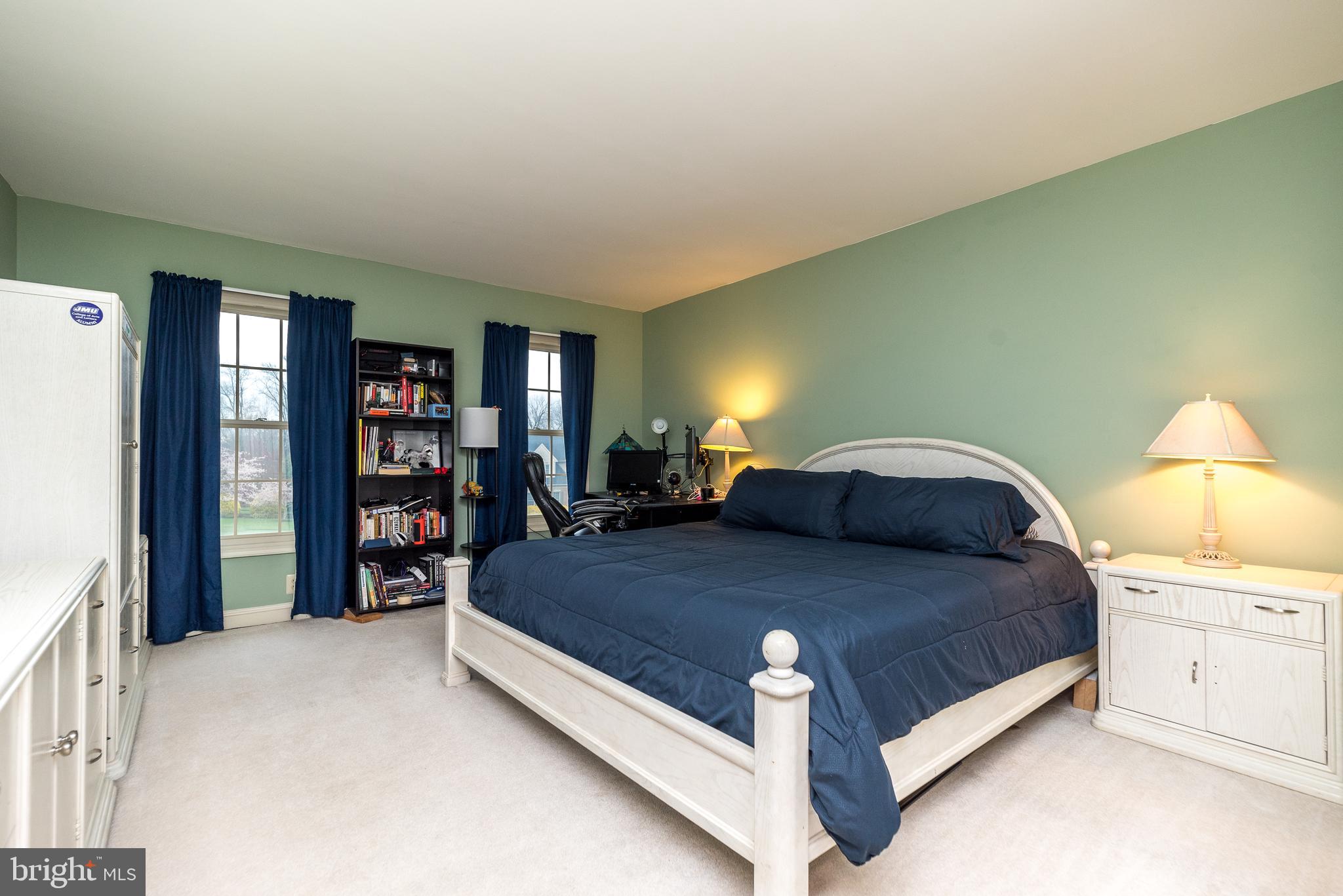 ESTS AT GLEN ACRES - Residential