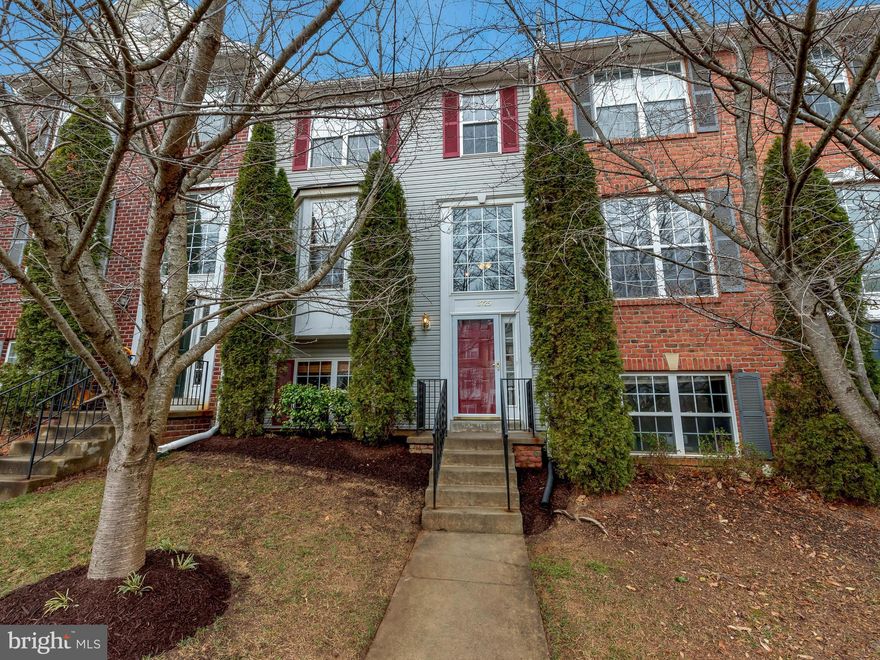 Private oasis! Mature trees, prof-landscaped, fenced yard, deck w/steps to patio below! While sitting outside enjoying your morning coffee, you won't believe you are w/in walking distance to Villages of Urbana amenities: shopping, restaurants, library!  Fantastic upgrades: hardwd floors, gourmet kitchen w/stainless, 3-level bump-out, Master: 2 walk-in closets. Large light-filled walk-out basement!