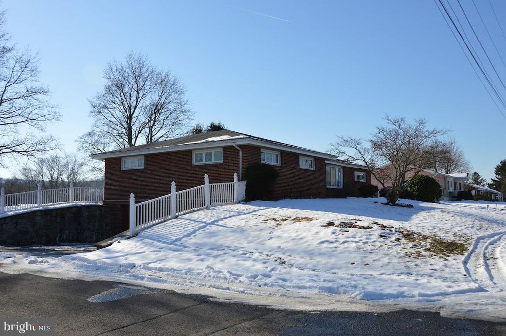 Photo of 116 W Vine Street, RINGTOWN, PA 17967 (MLS # PASK2024896)