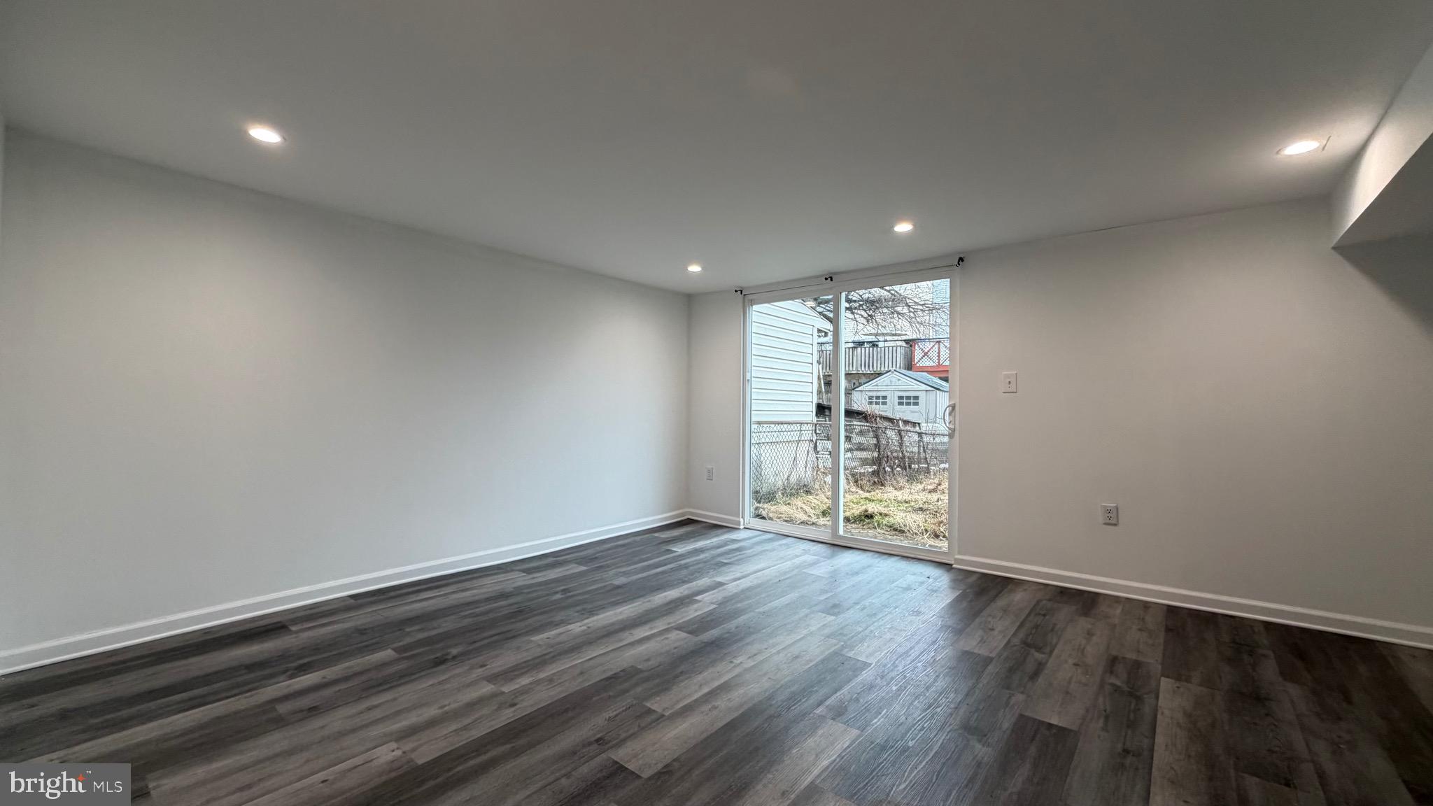 PARKWOOD - Residential