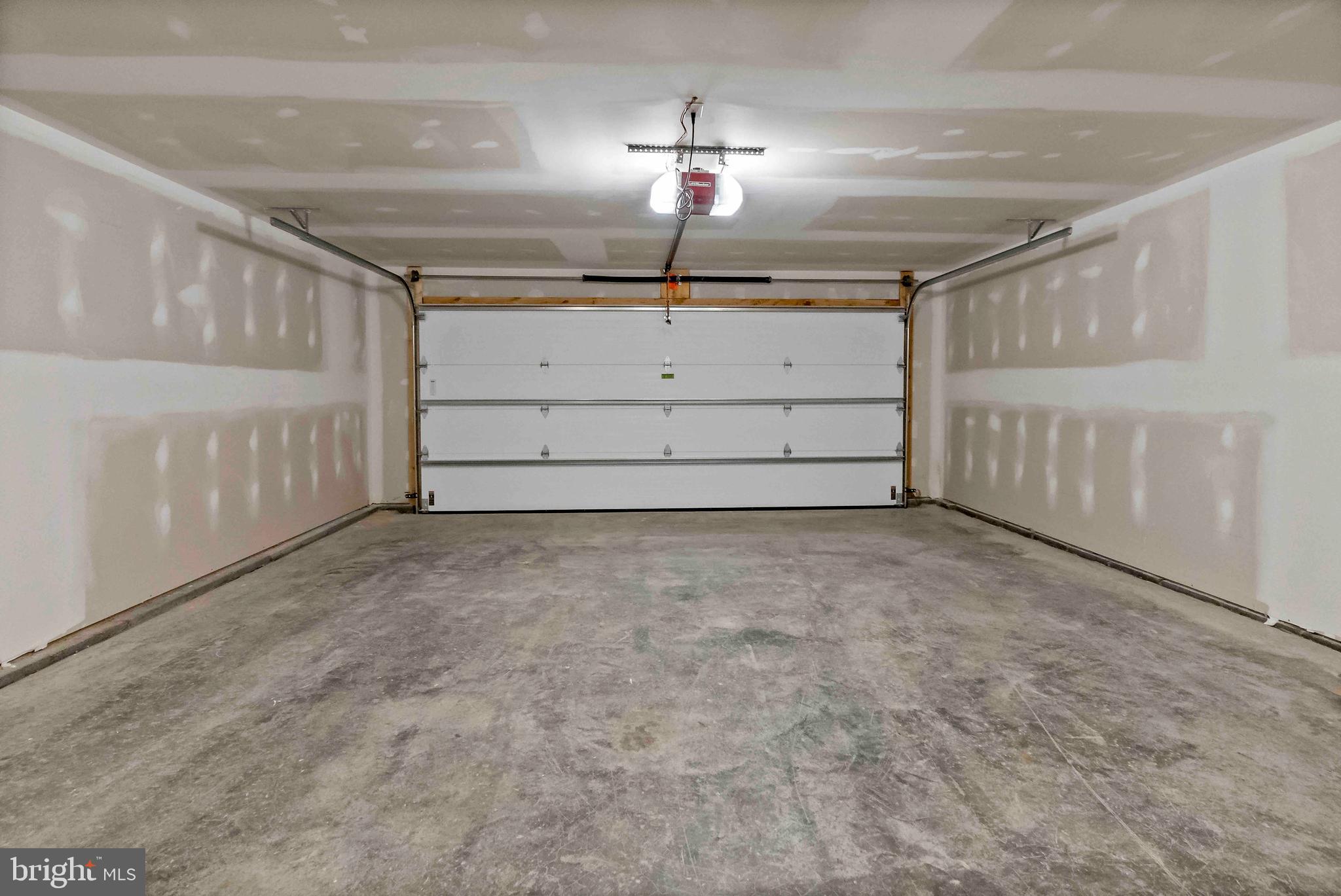 CARDINAL POINTE - Residential