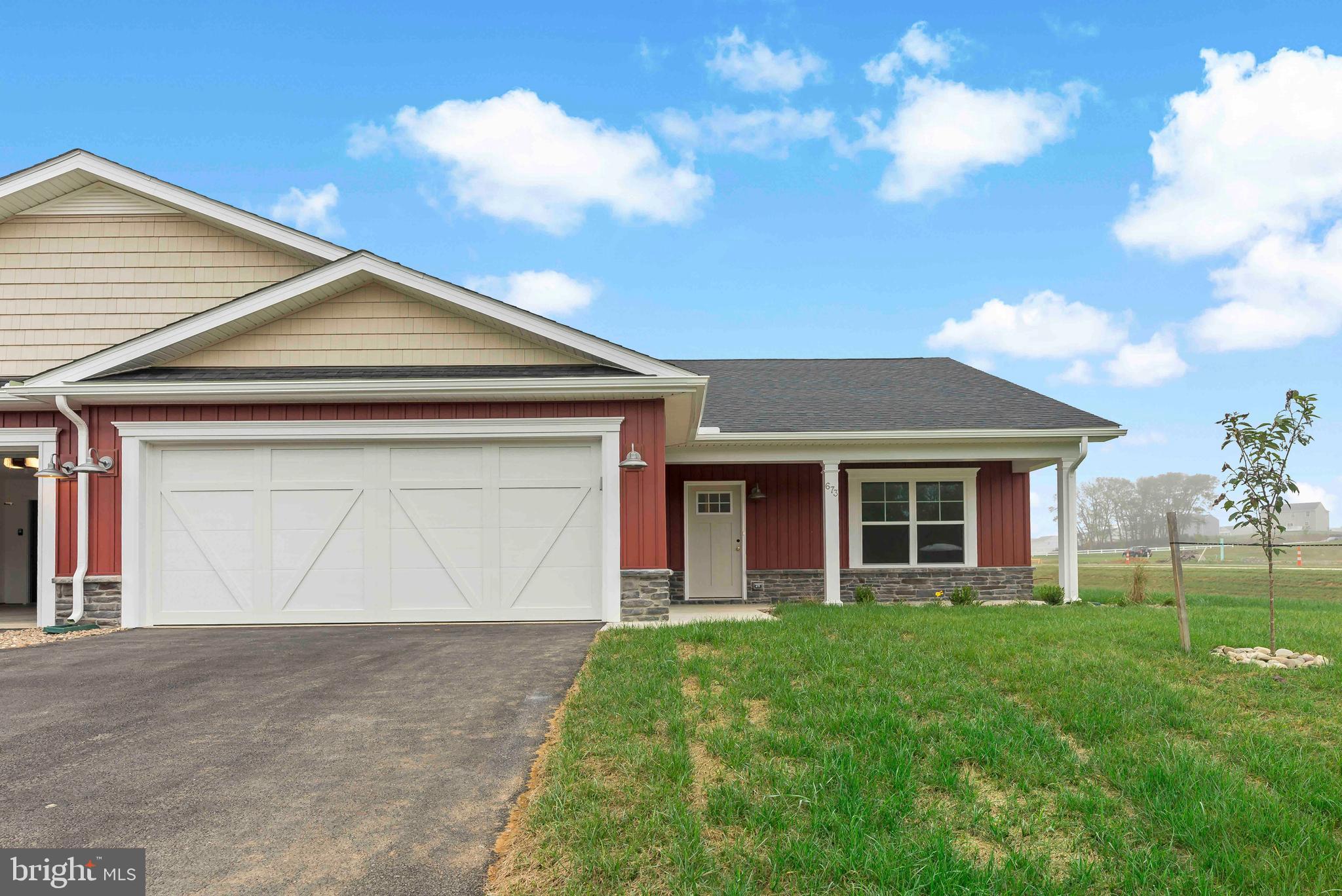 CARDINAL POINTE - Residential