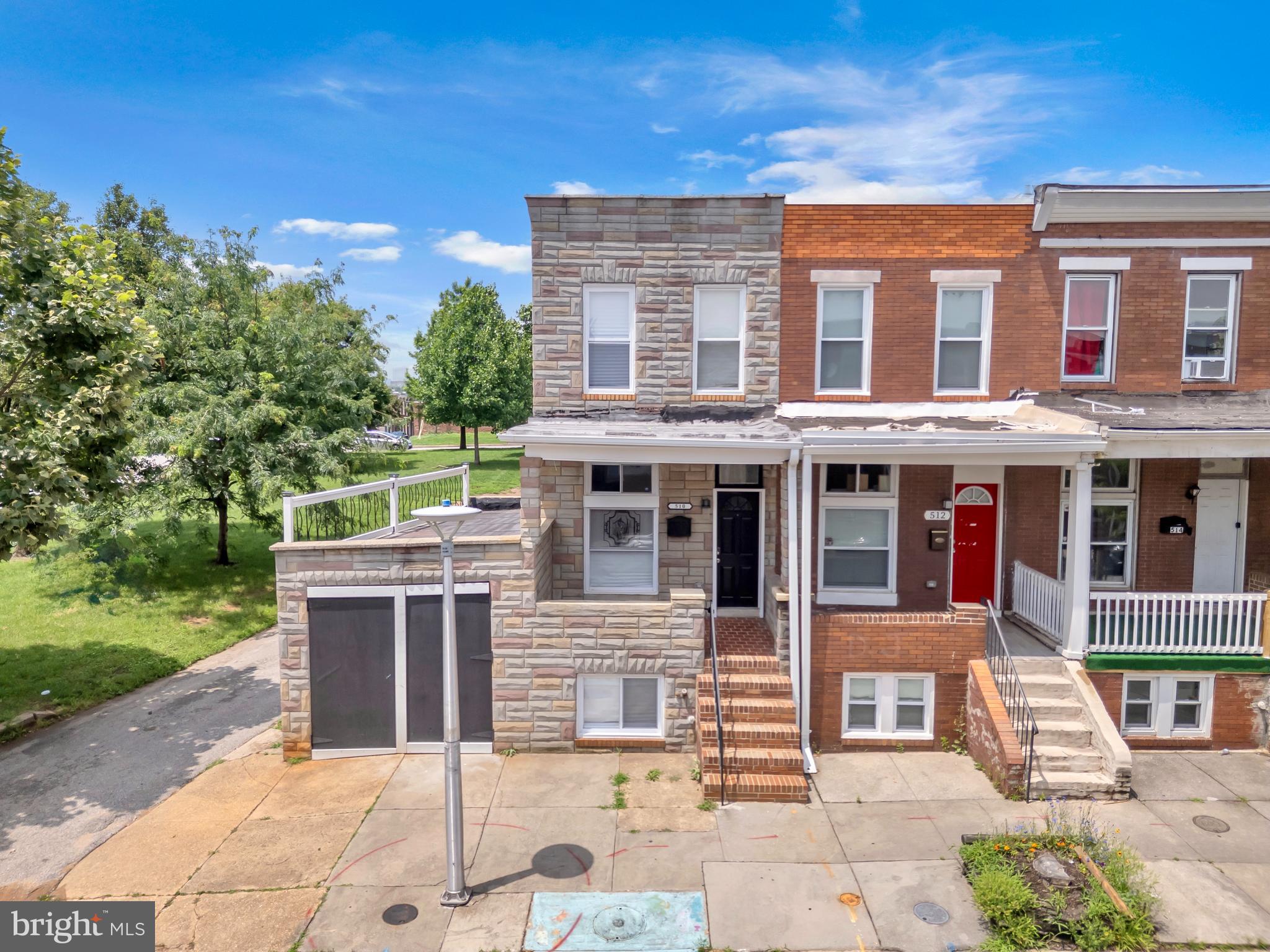 ELWOOD PARK - Residential