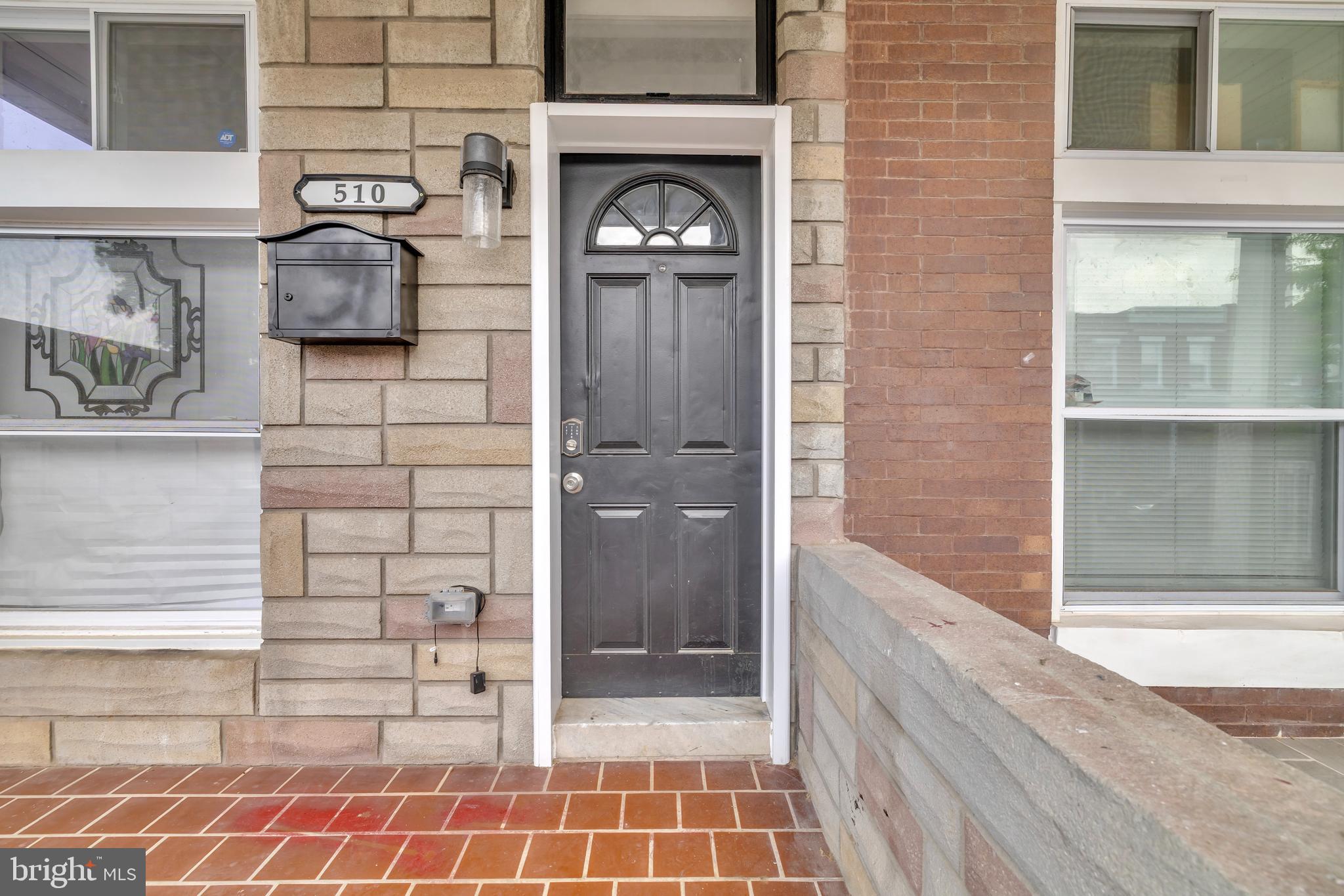 ELWOOD PARK - Residential