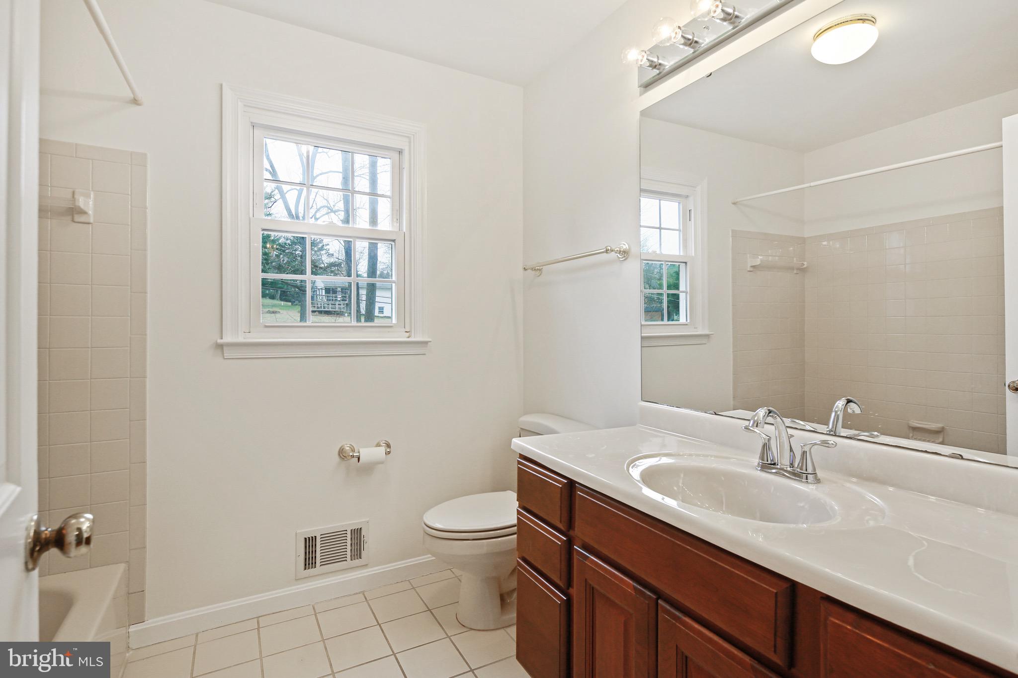 SUMMER HILL - Residential