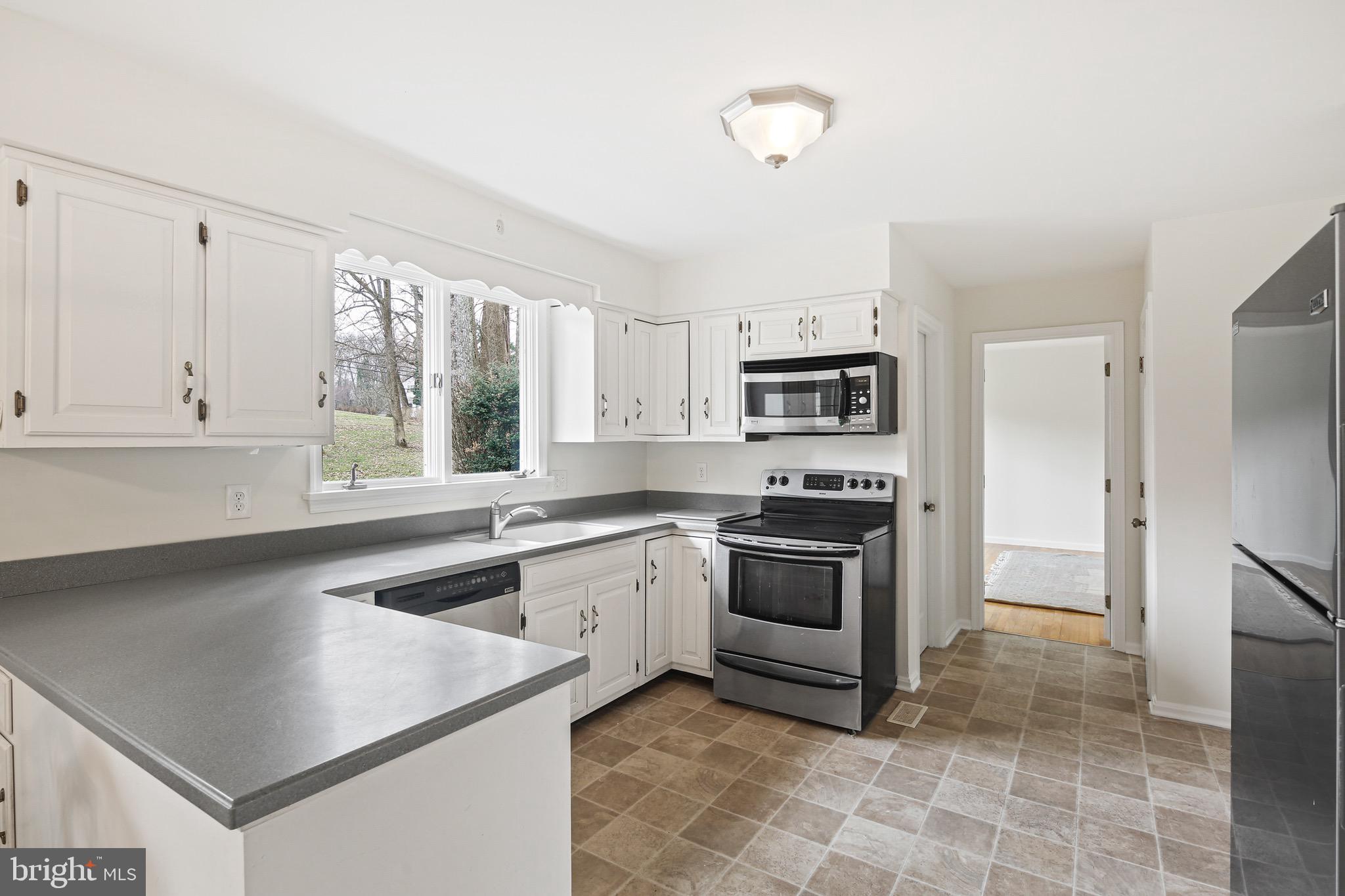 SUMMER HILL - Residential