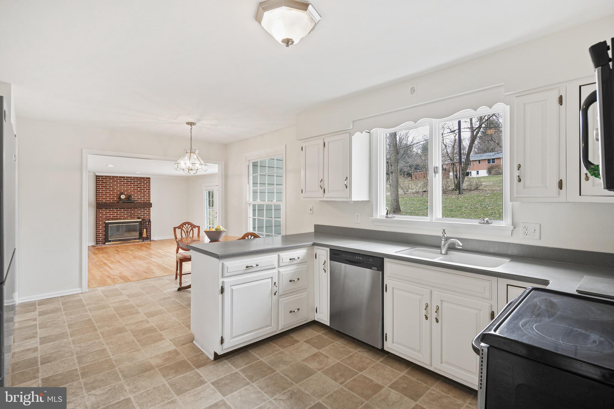 SUMMER HILL - Residential