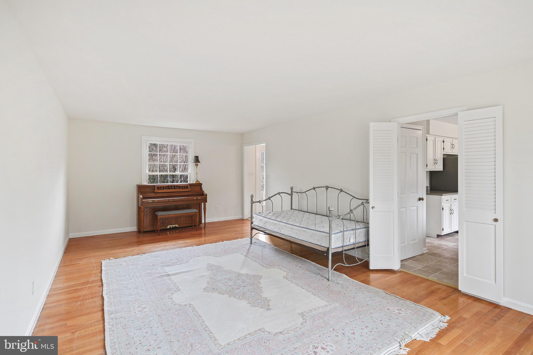 SUMMER HILL - Residential