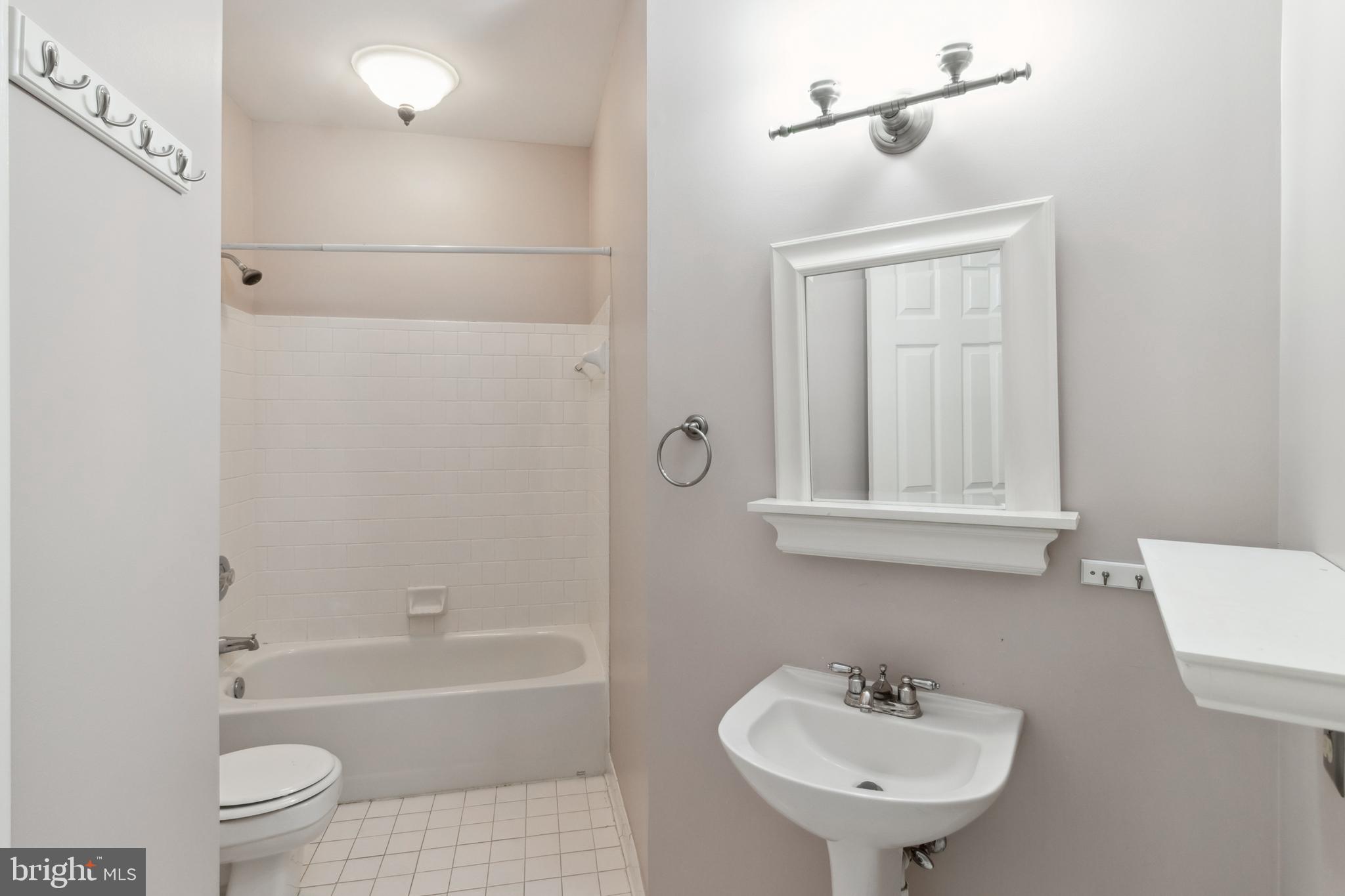 MAYS CHAPEL NORTH - Residential Lease