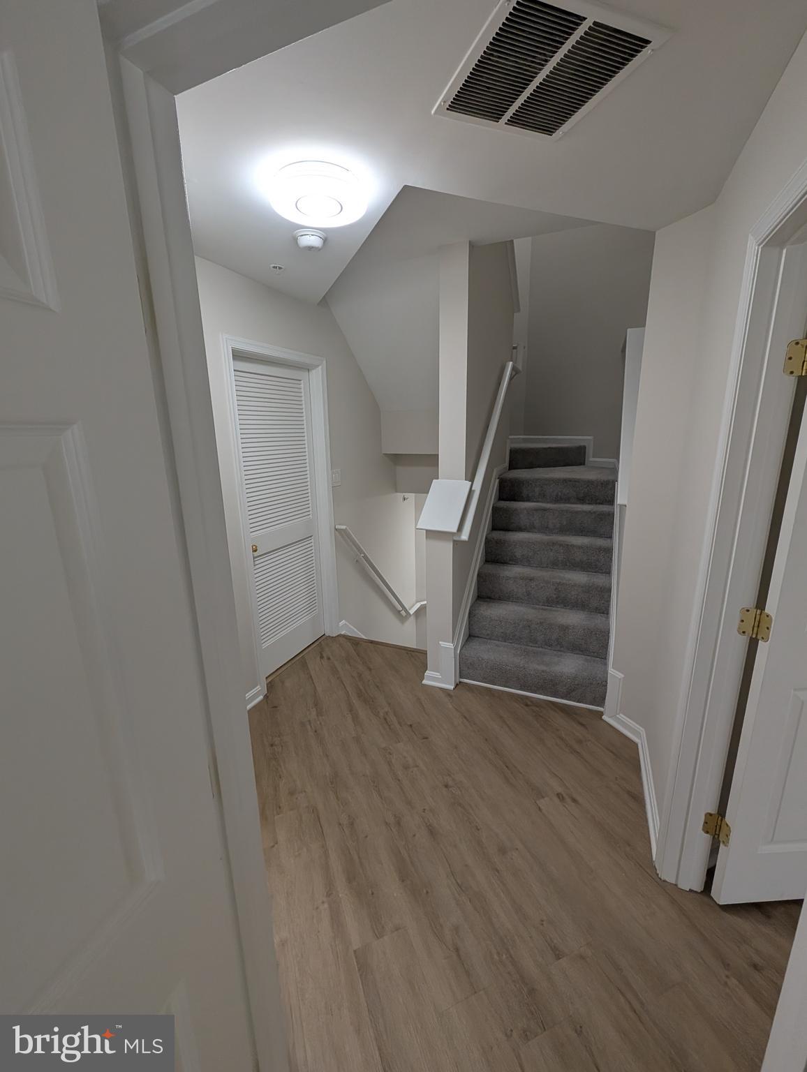 SEVEN OAKS - Residential Lease