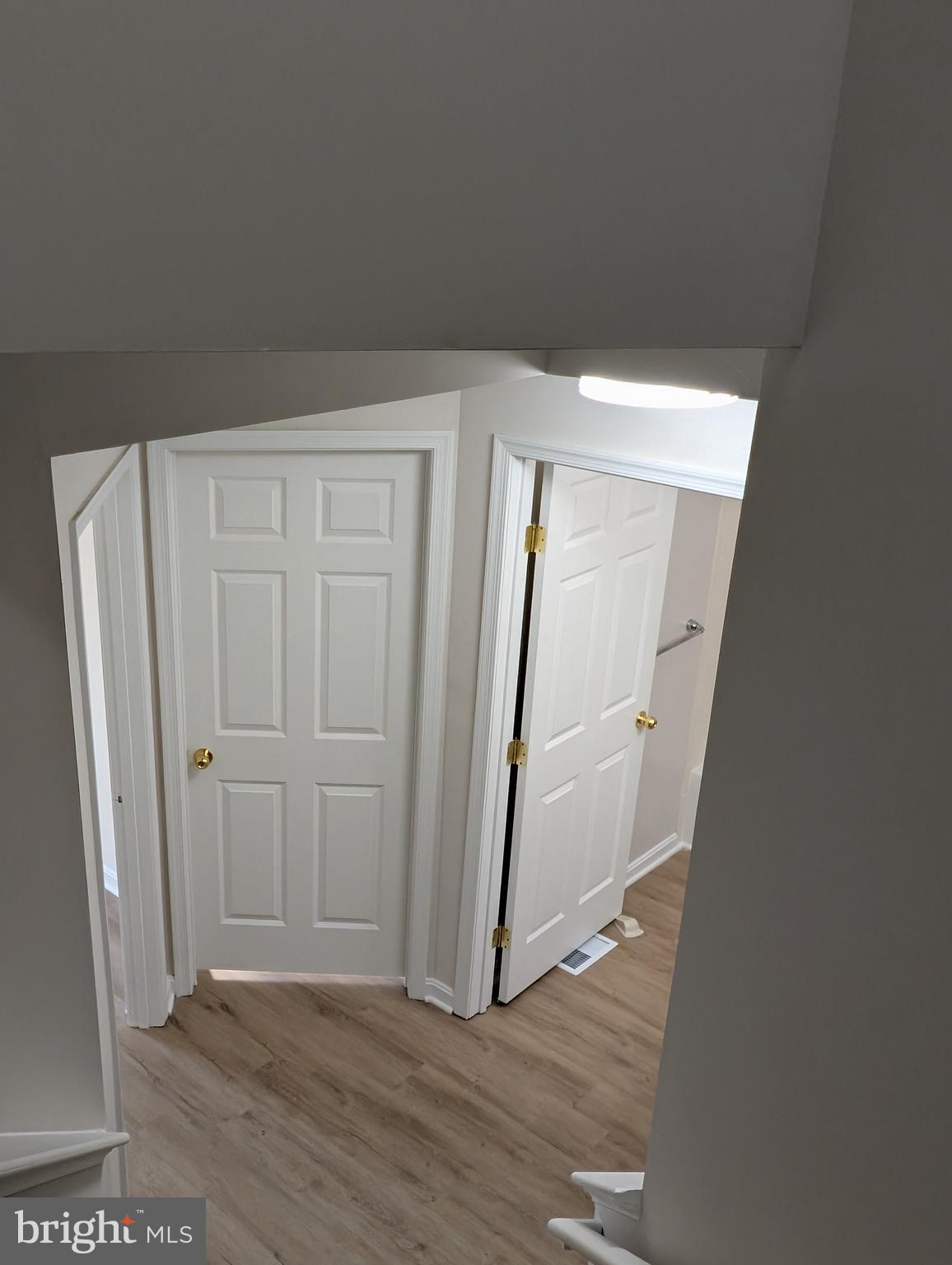 SEVEN OAKS - Residential Lease