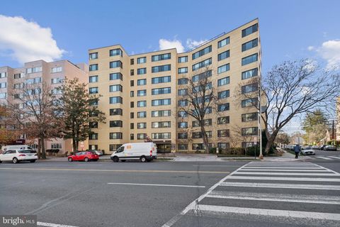 Photo of 5410 Connecticut Avenue NW #315, WASHINGTON, DC 20015 (MLS # DCDC2232960)