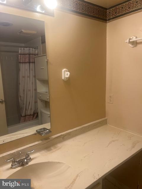 RACQUET CLUB - Residential