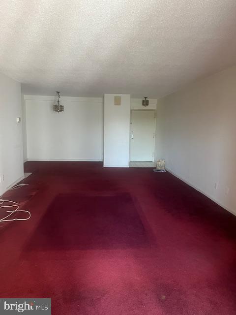 RACQUET CLUB - Residential