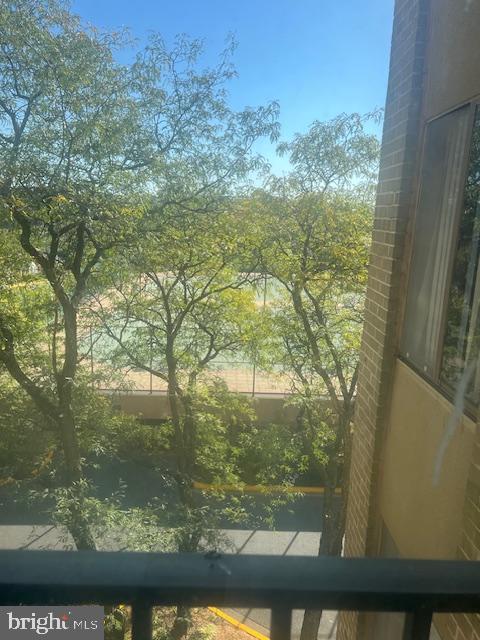 RACQUET CLUB - Residential