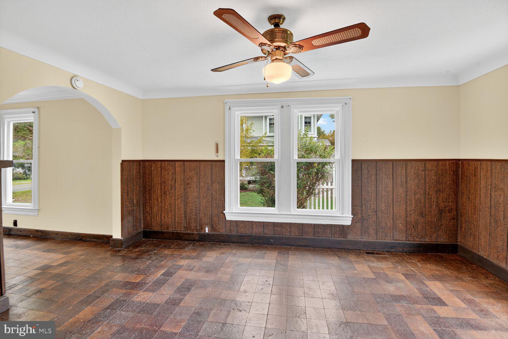 CLAIBORNE - Residential