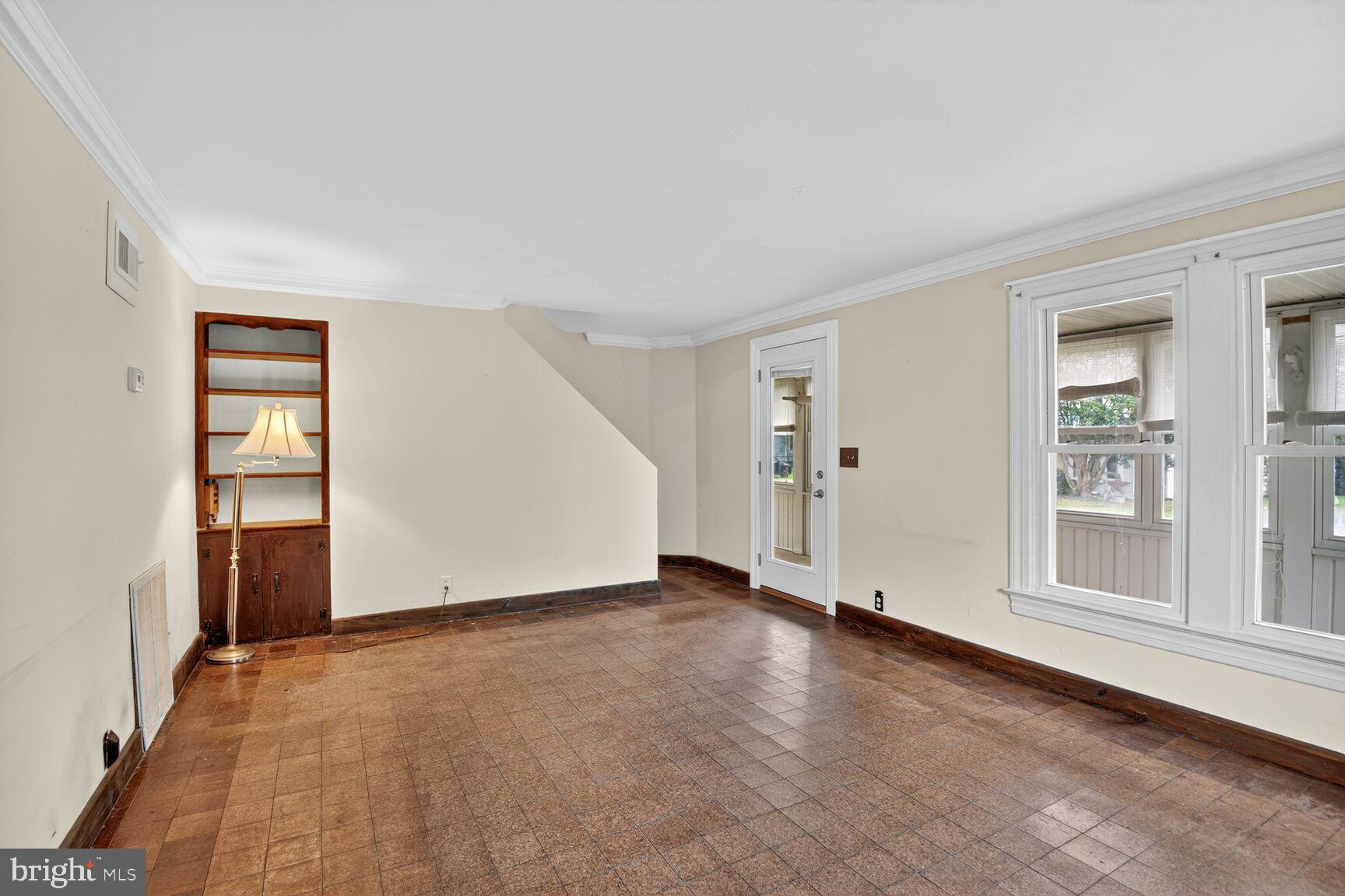 CLAIBORNE - Residential