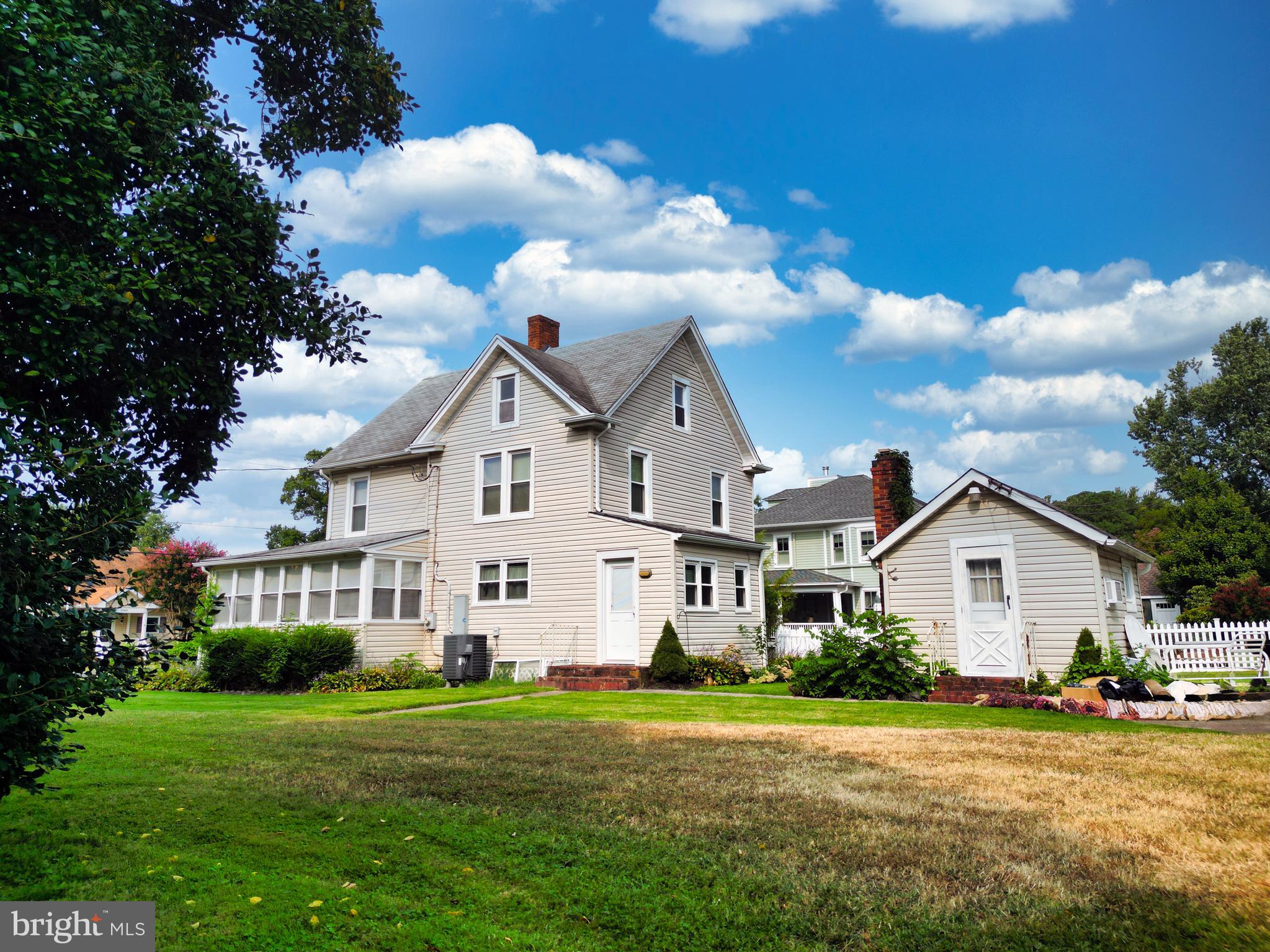 CLAIBORNE - Residential