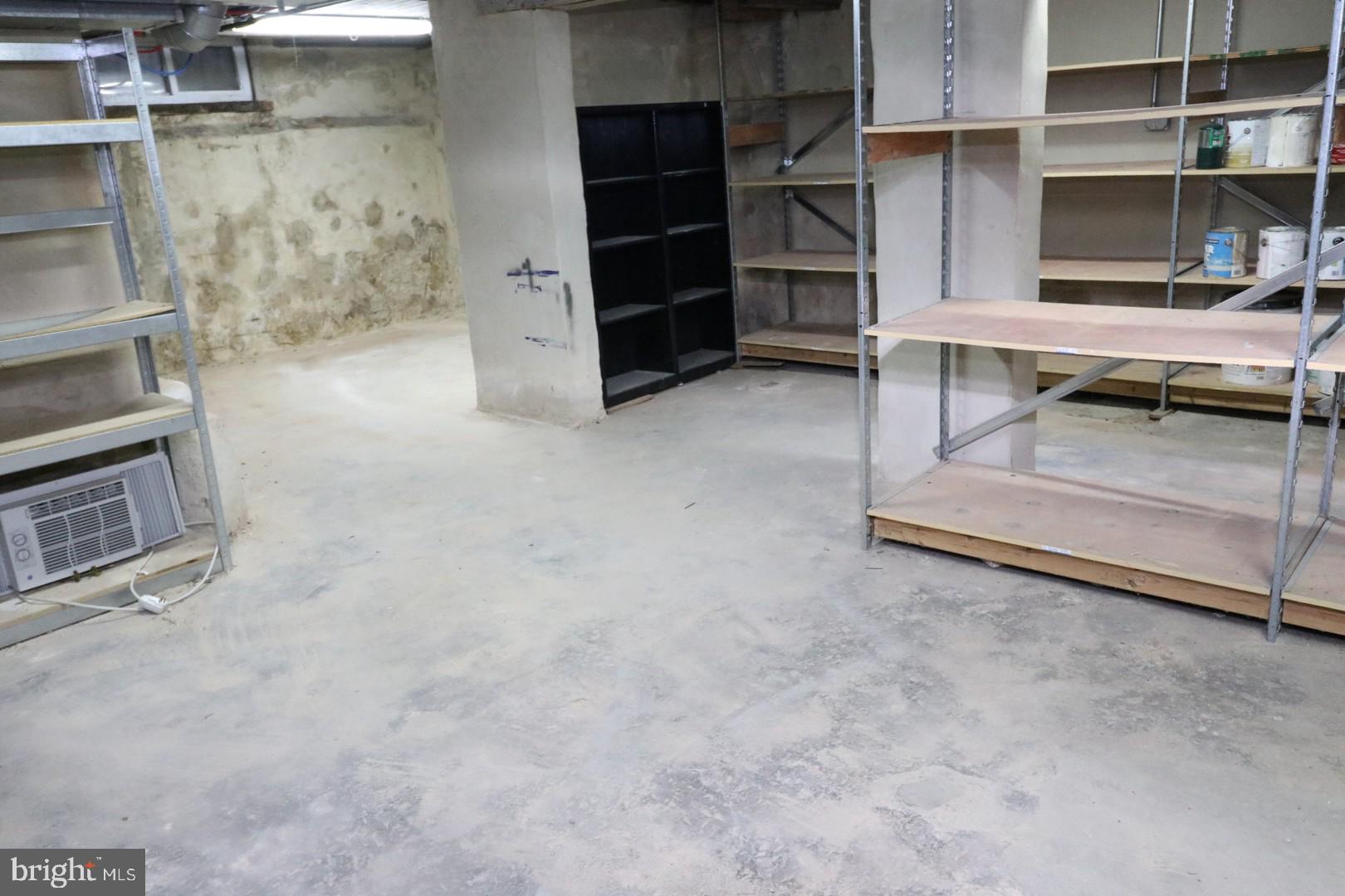 UNIVERSITY CITY - Residential Lease