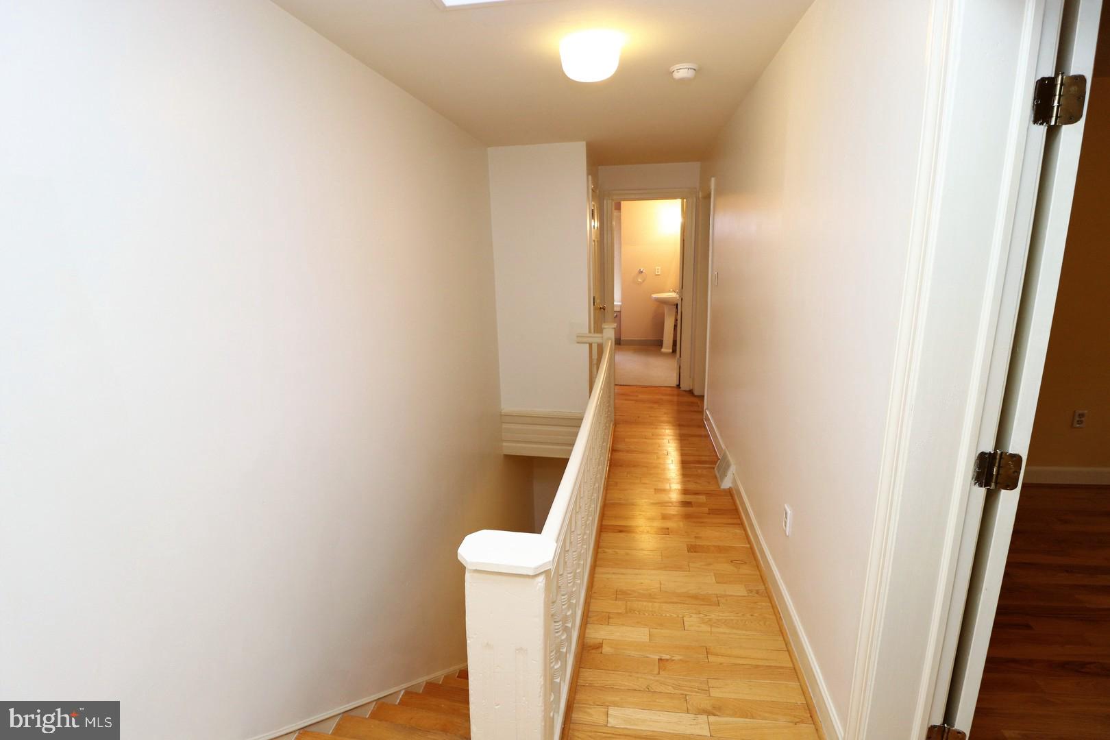 UNIVERSITY CITY - Residential Lease