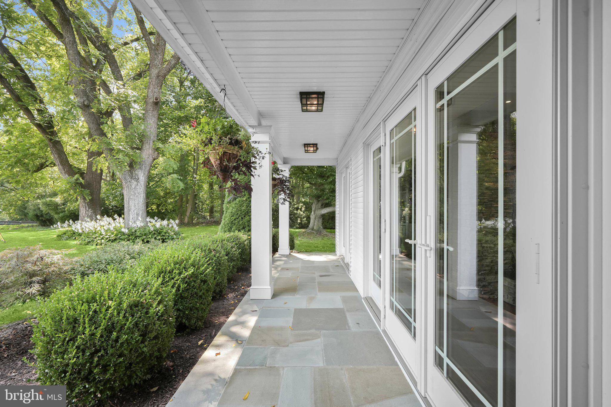 222 S RIVER CLUBHOUSE ROAD