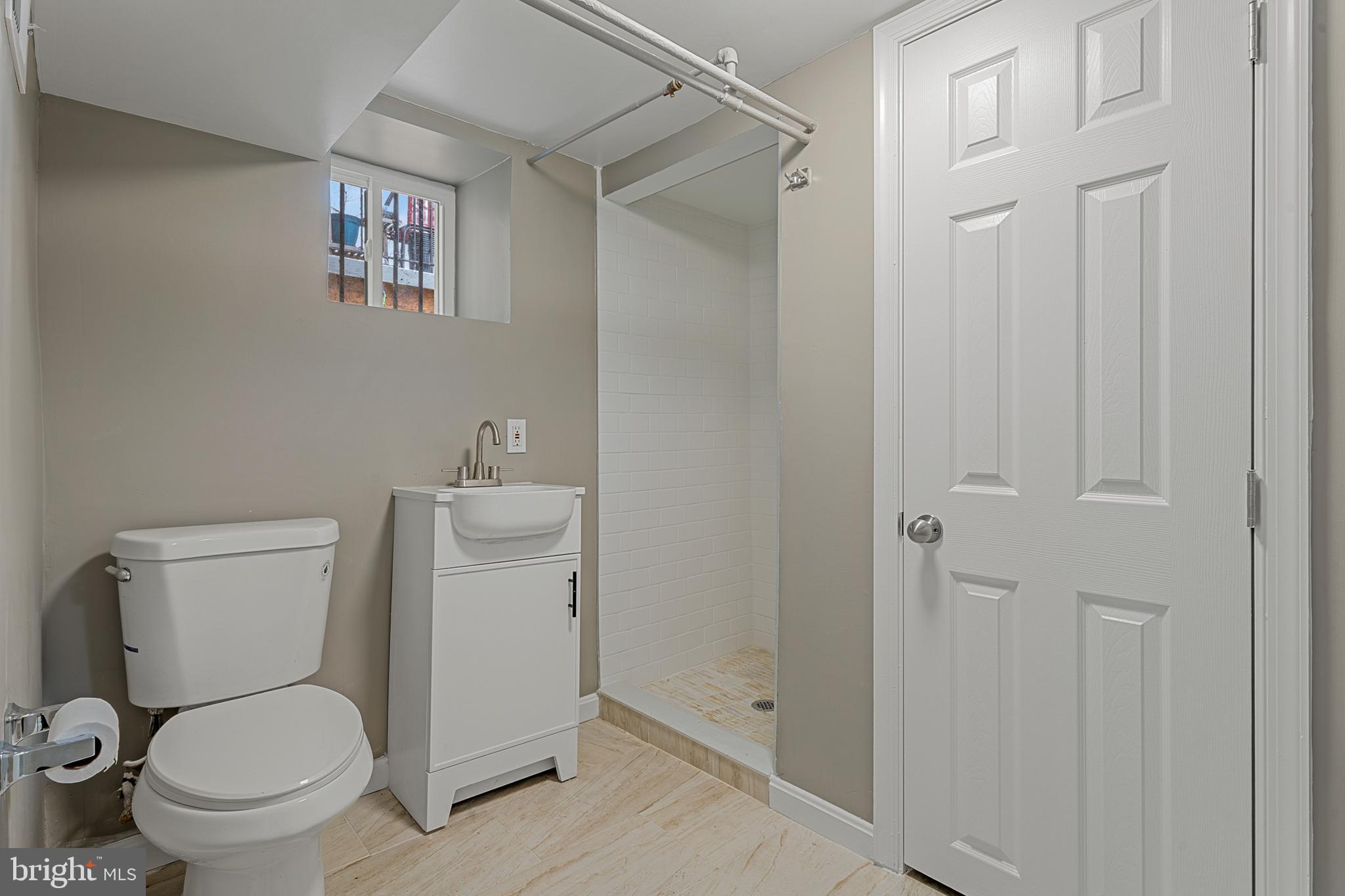 MONDAWMIN - Residential