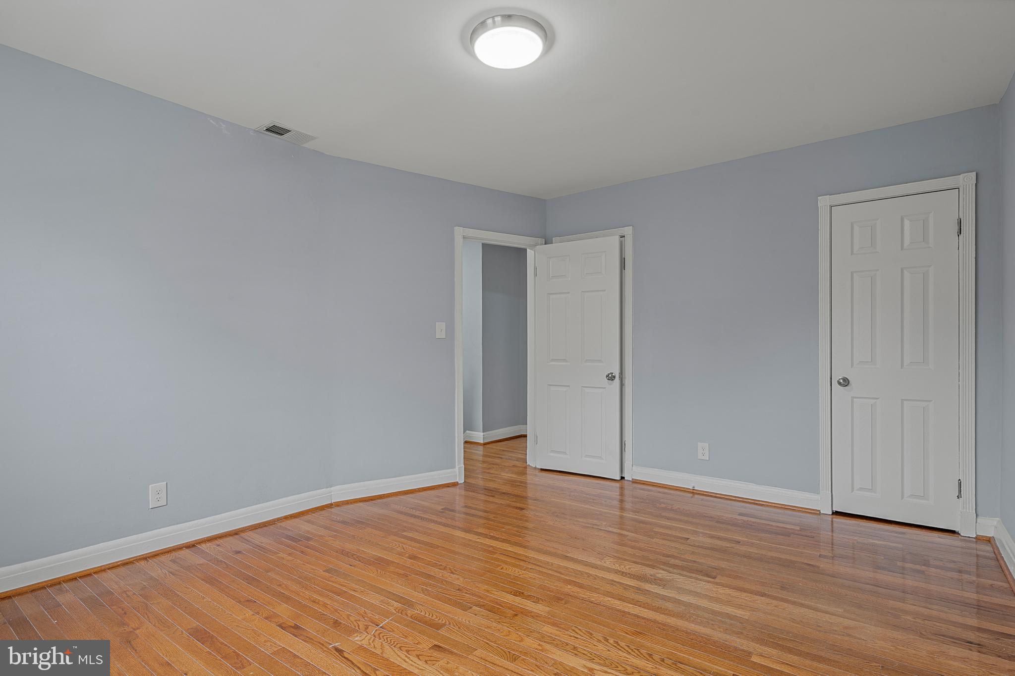 MONDAWMIN - Residential