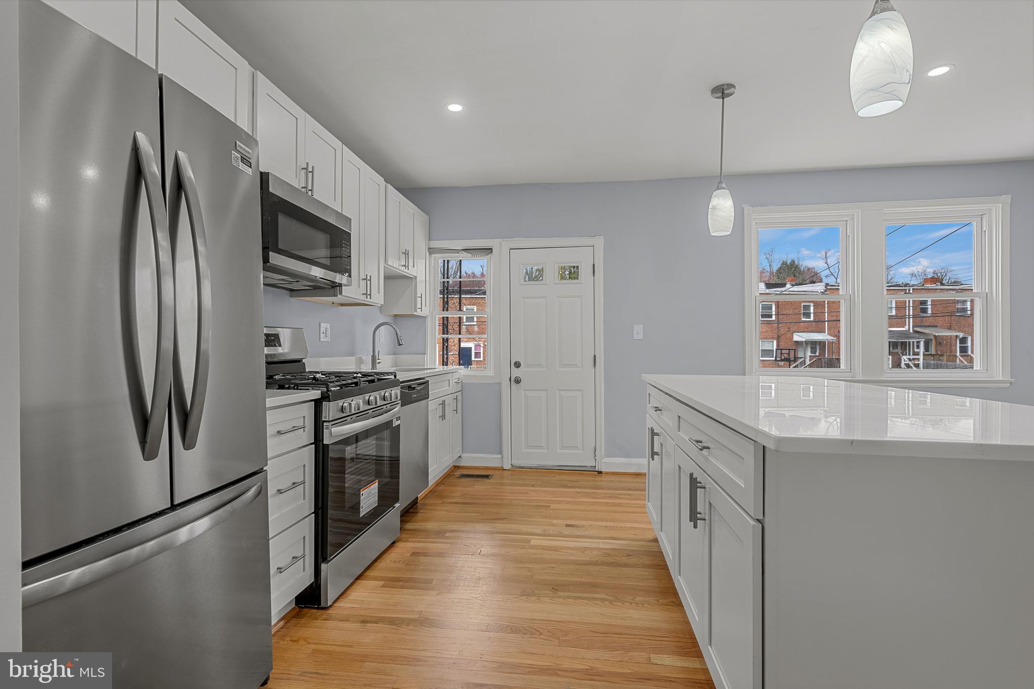 MONDAWMIN - Residential