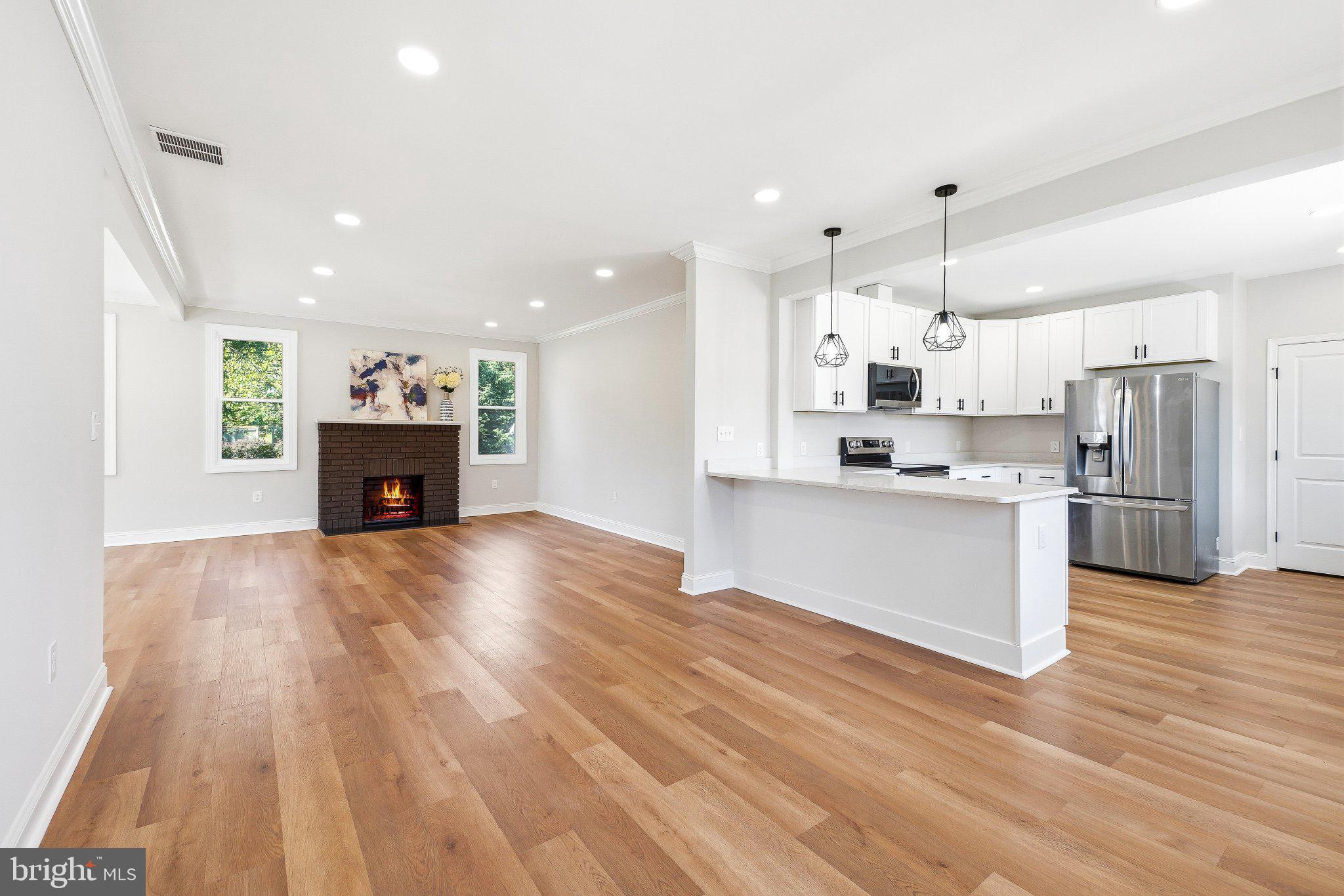 692 RIDGE