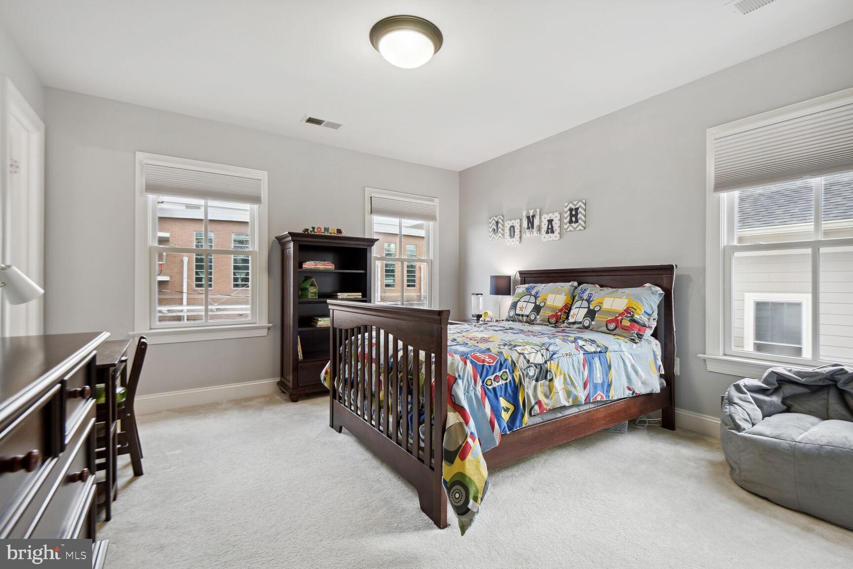 CLARENFORD - Residential