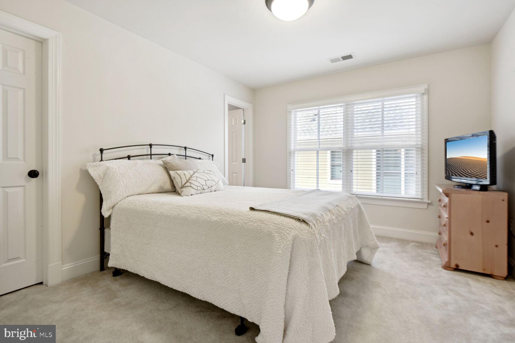 CLARENFORD - Residential