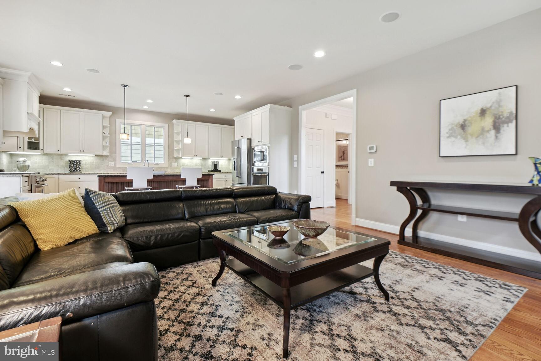 CLARENFORD - Residential