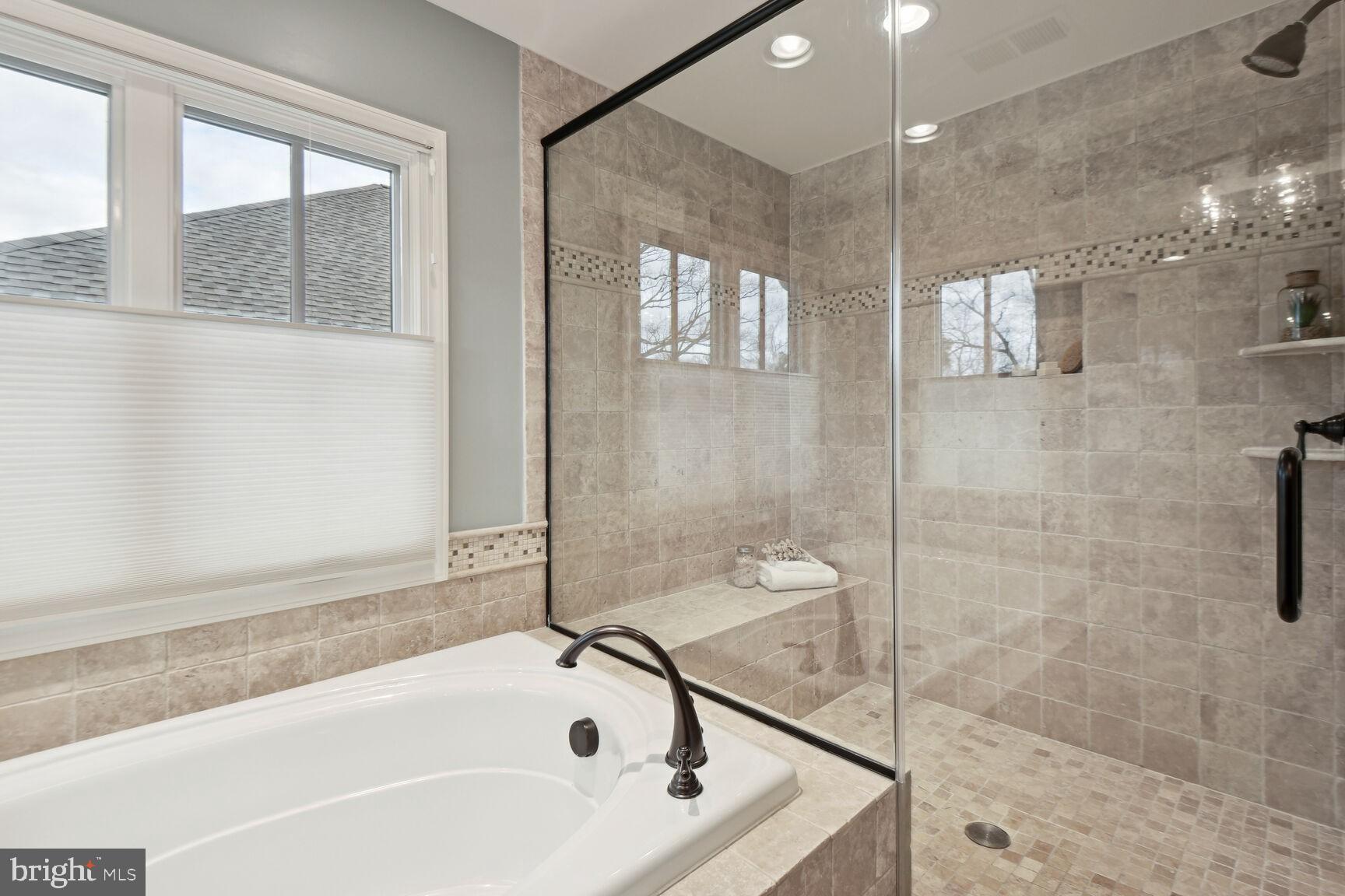 CLARENFORD - Residential