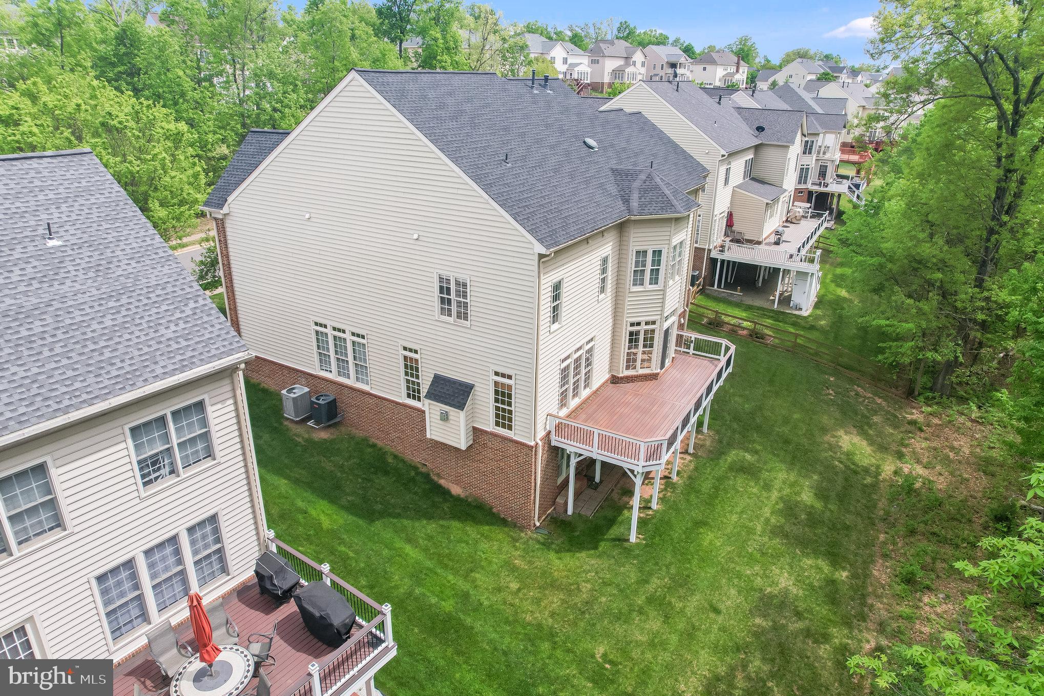 THE REGENTS AT LAKE MANASSAS - Residential