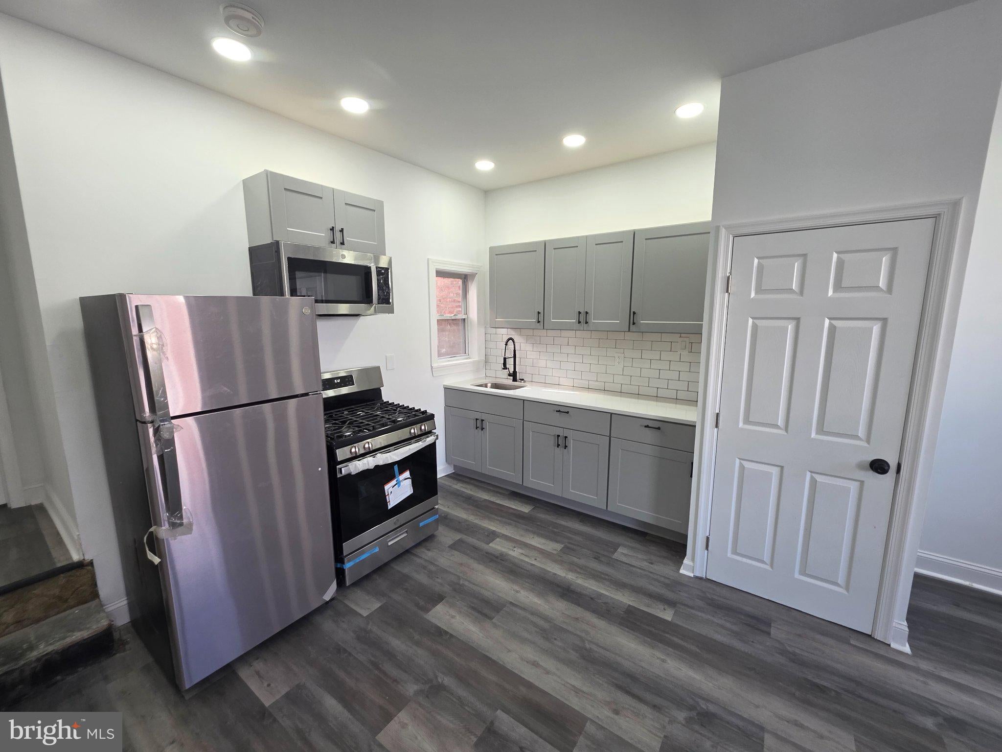 521 N 64TH STREET