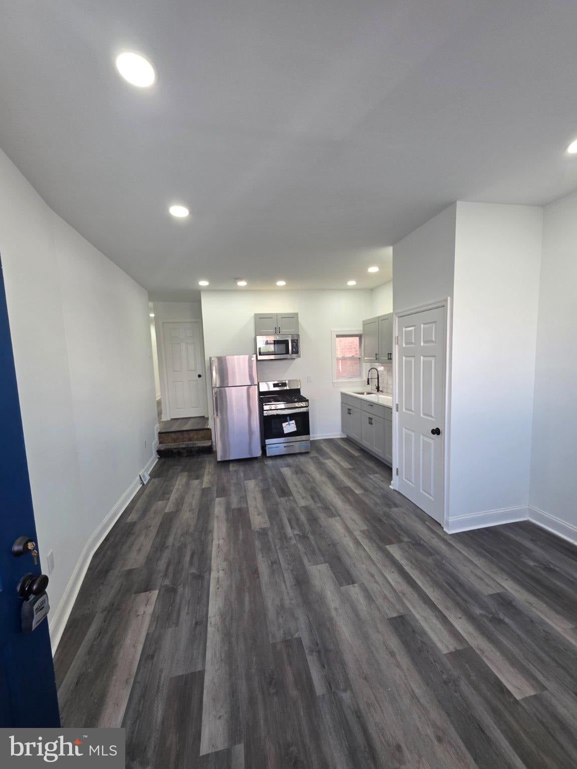 521 N 64TH STREET