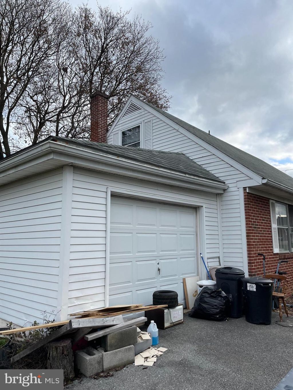 Photo of 501 OAK GROVE DR, LANCASTER, PA 17601 (MLS # PALA2028774)