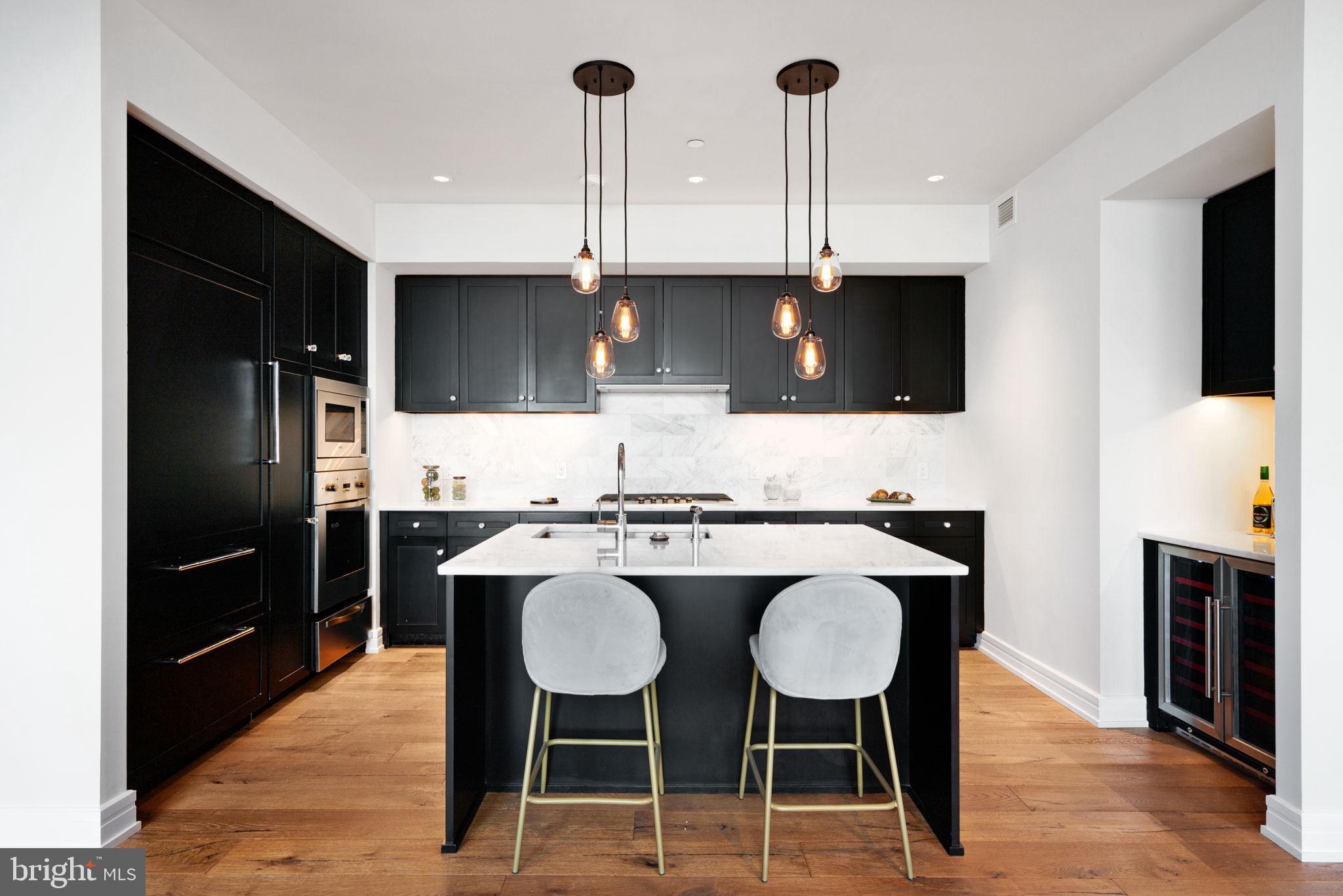 CENTER CITY - Residential