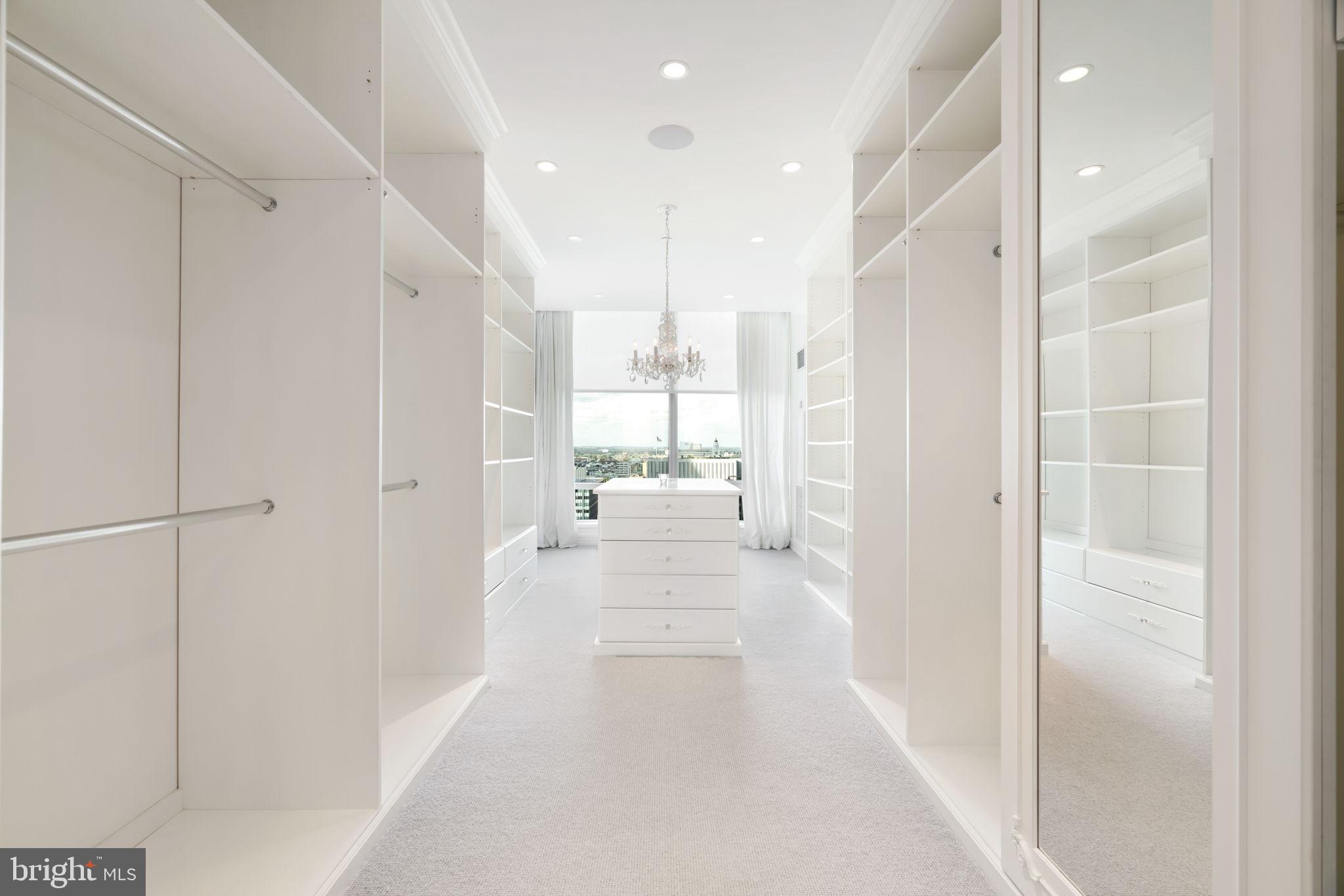 CENTER CITY - Residential