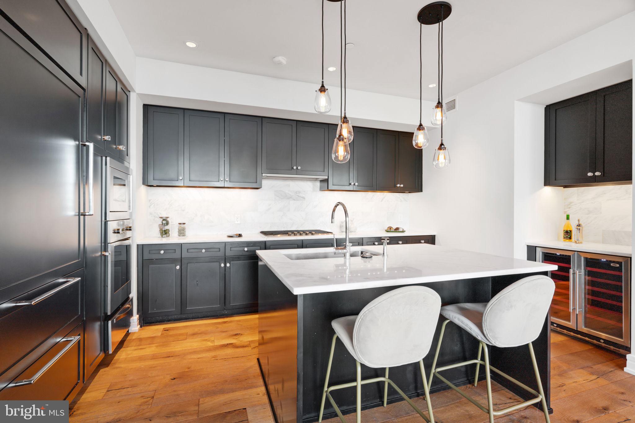 CENTER CITY - Residential