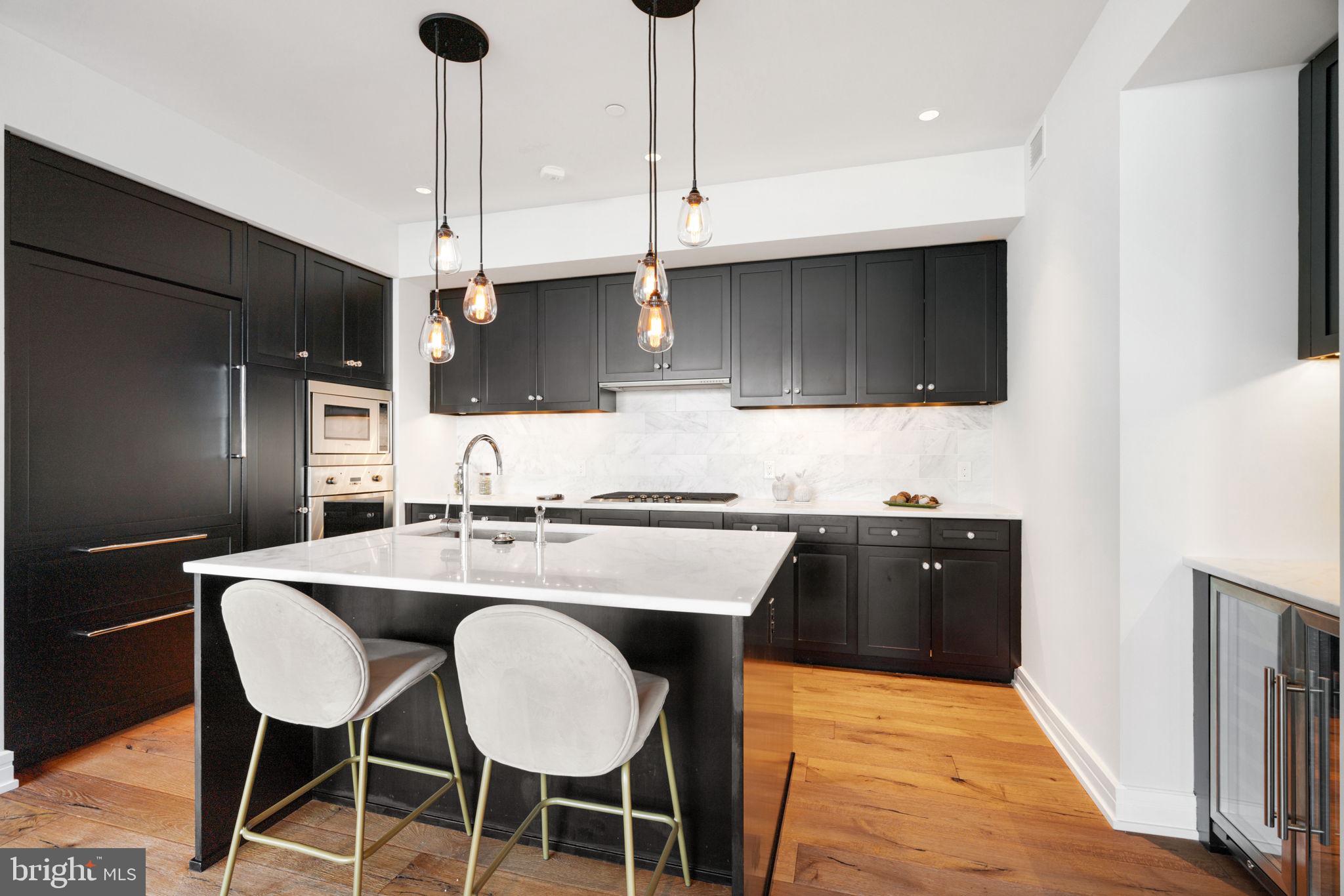 CENTER CITY - Residential