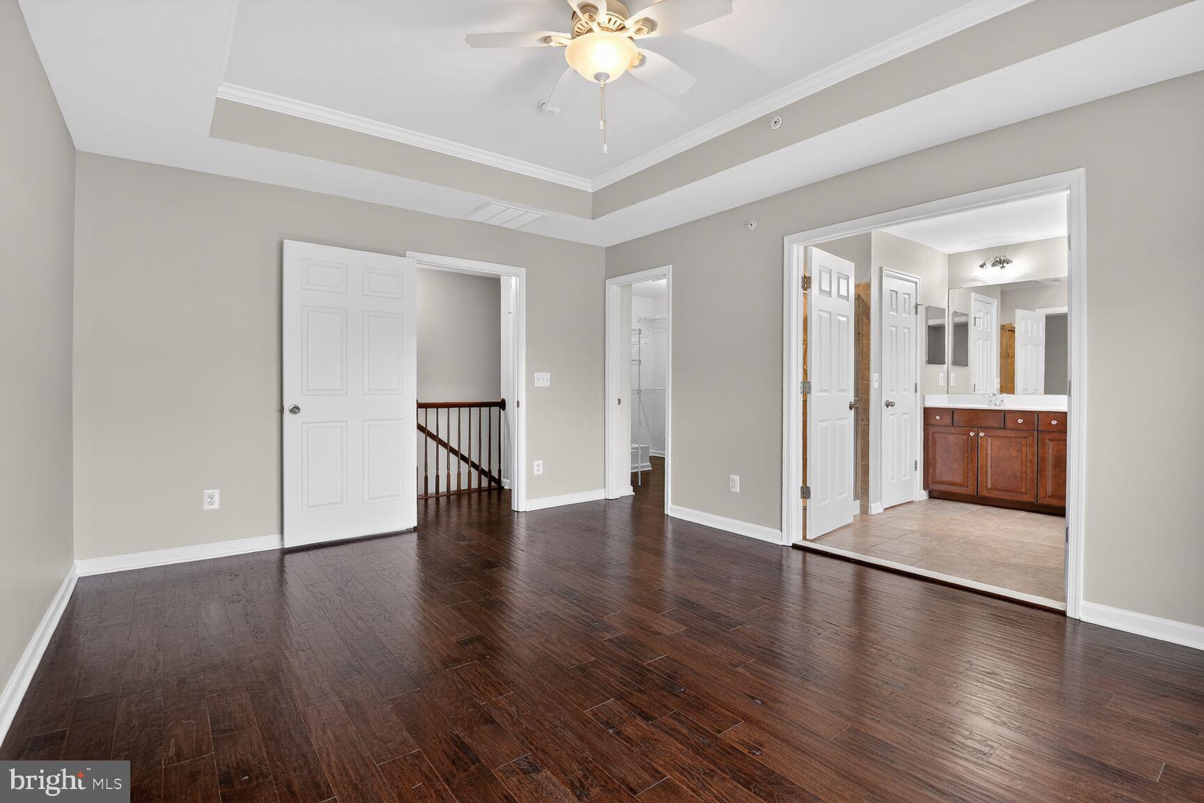 CASCADES PLACE CONDOMINIUM - Residential