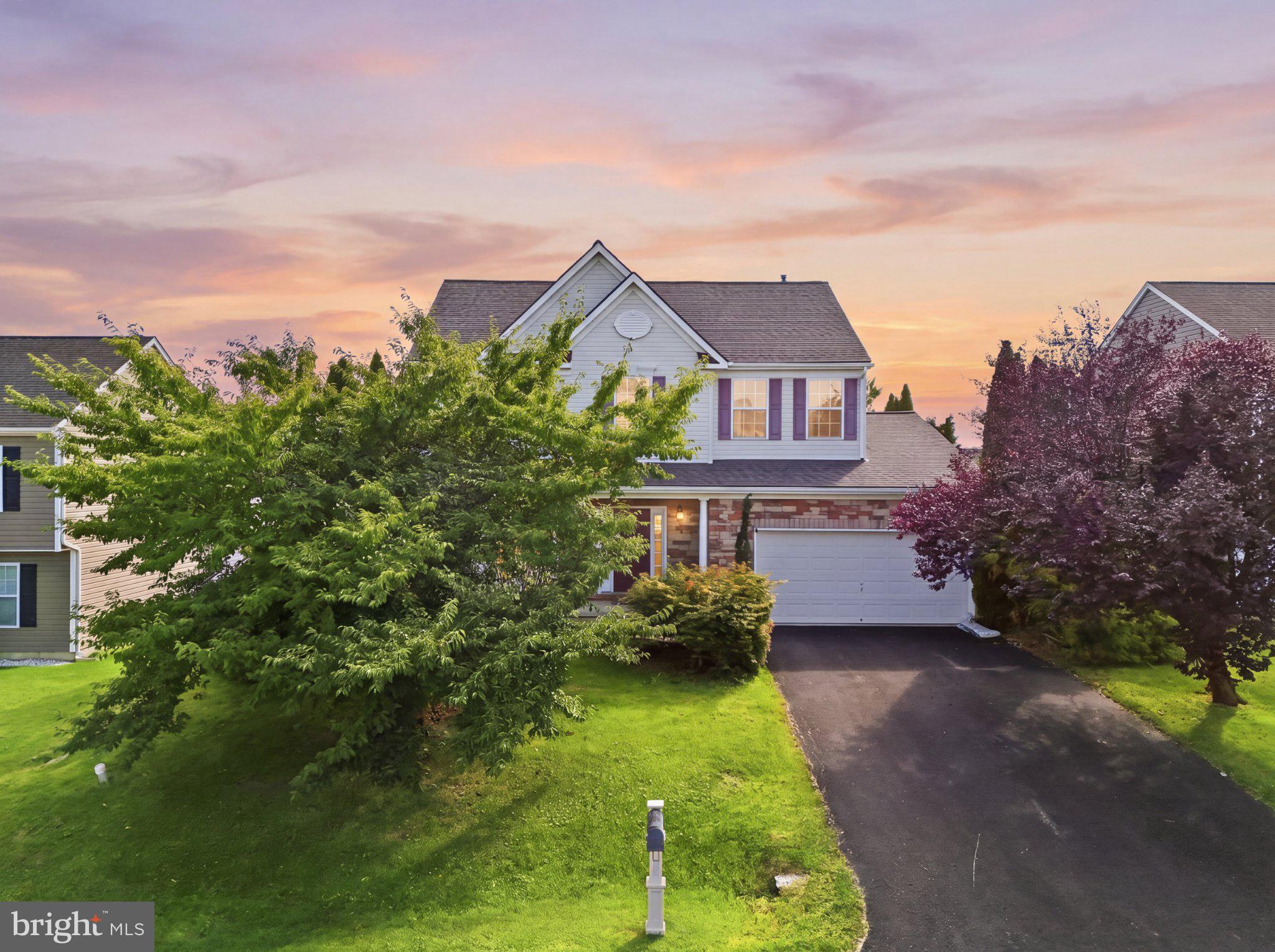 382 BETTS WAY